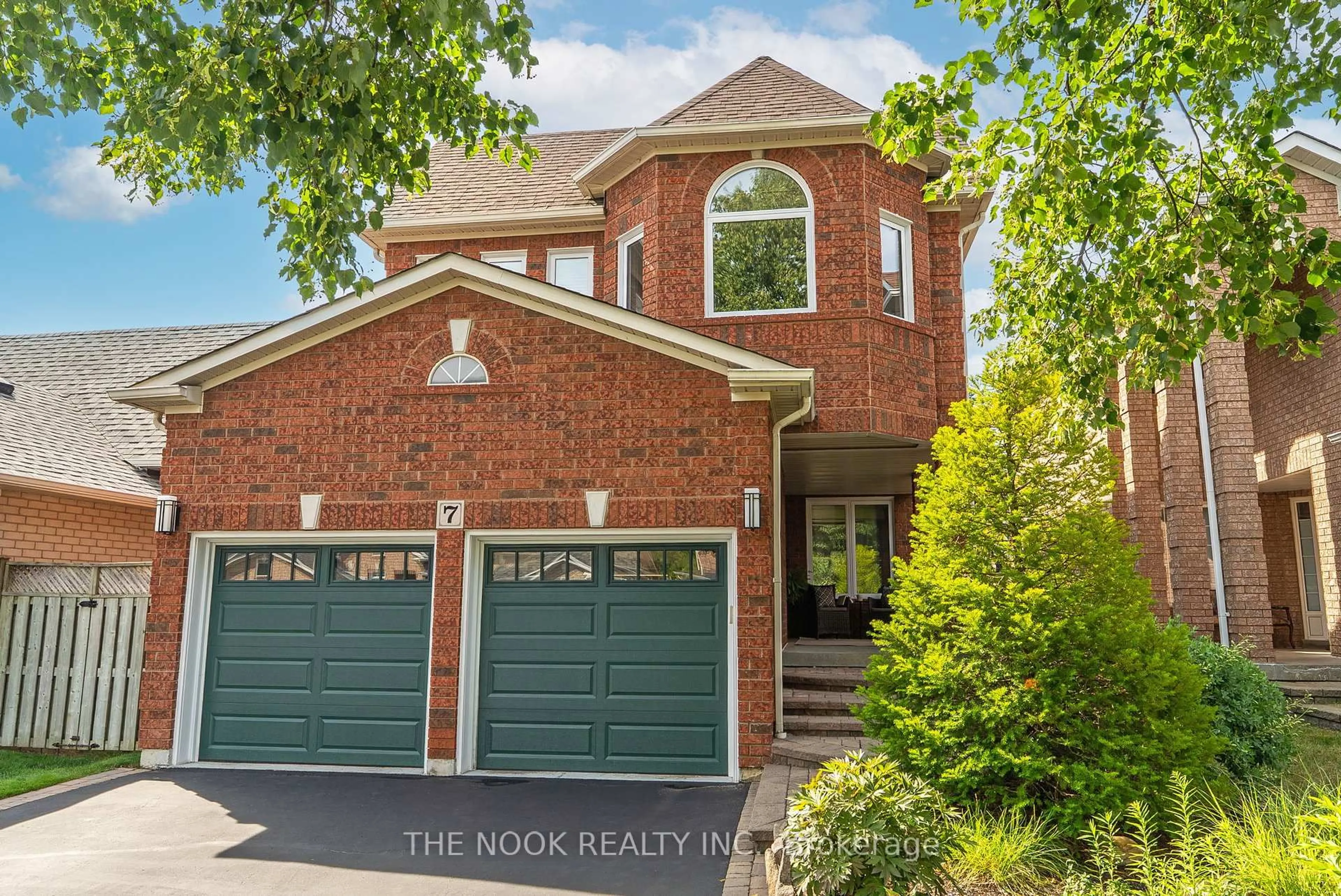 Home with brick exterior material, street for 7 Markwood Cres, Whitby Ontario L1R 2S4