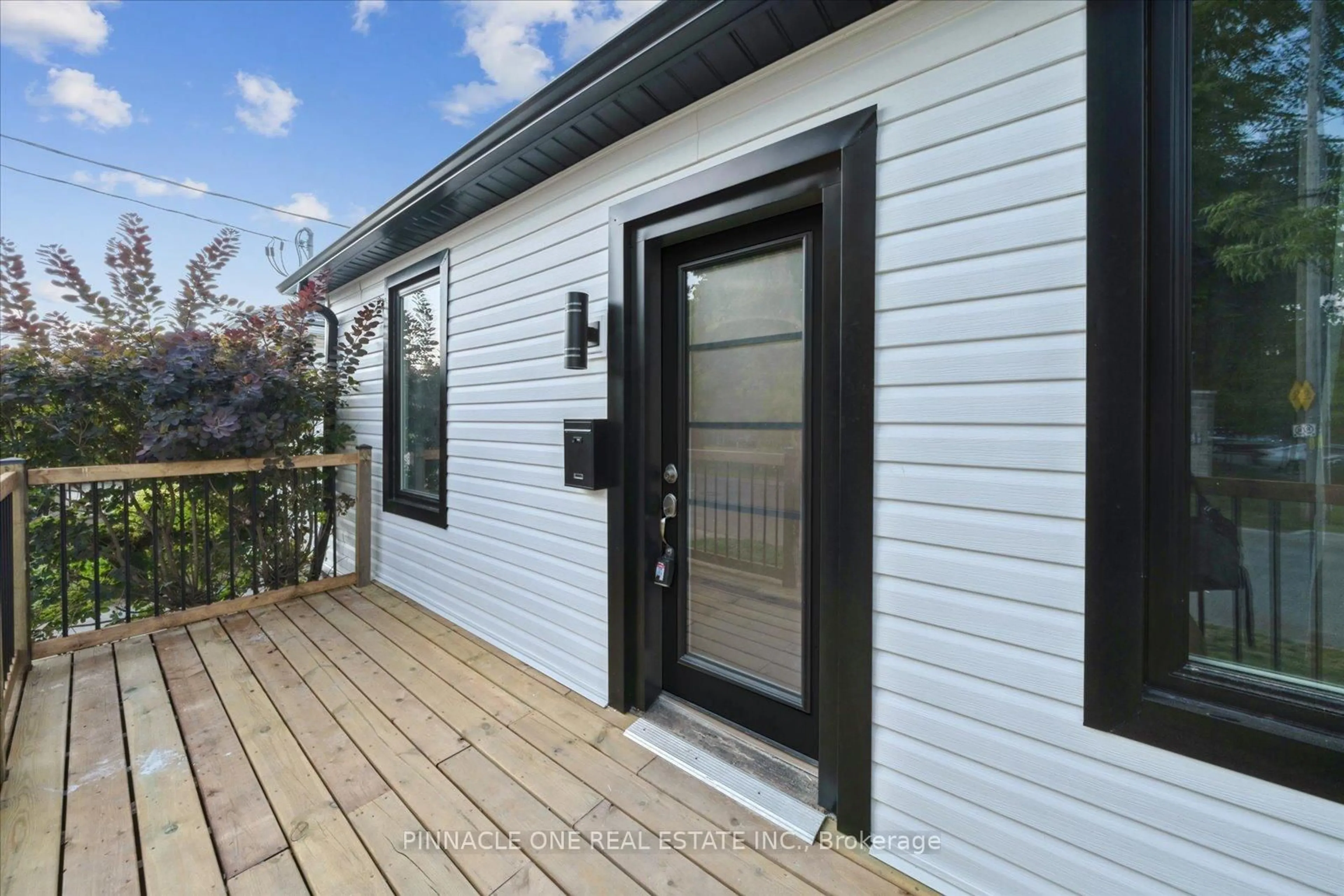 Home with vinyl exterior material, street for 66 Emma St, Oshawa Ontario L1H 1Y3