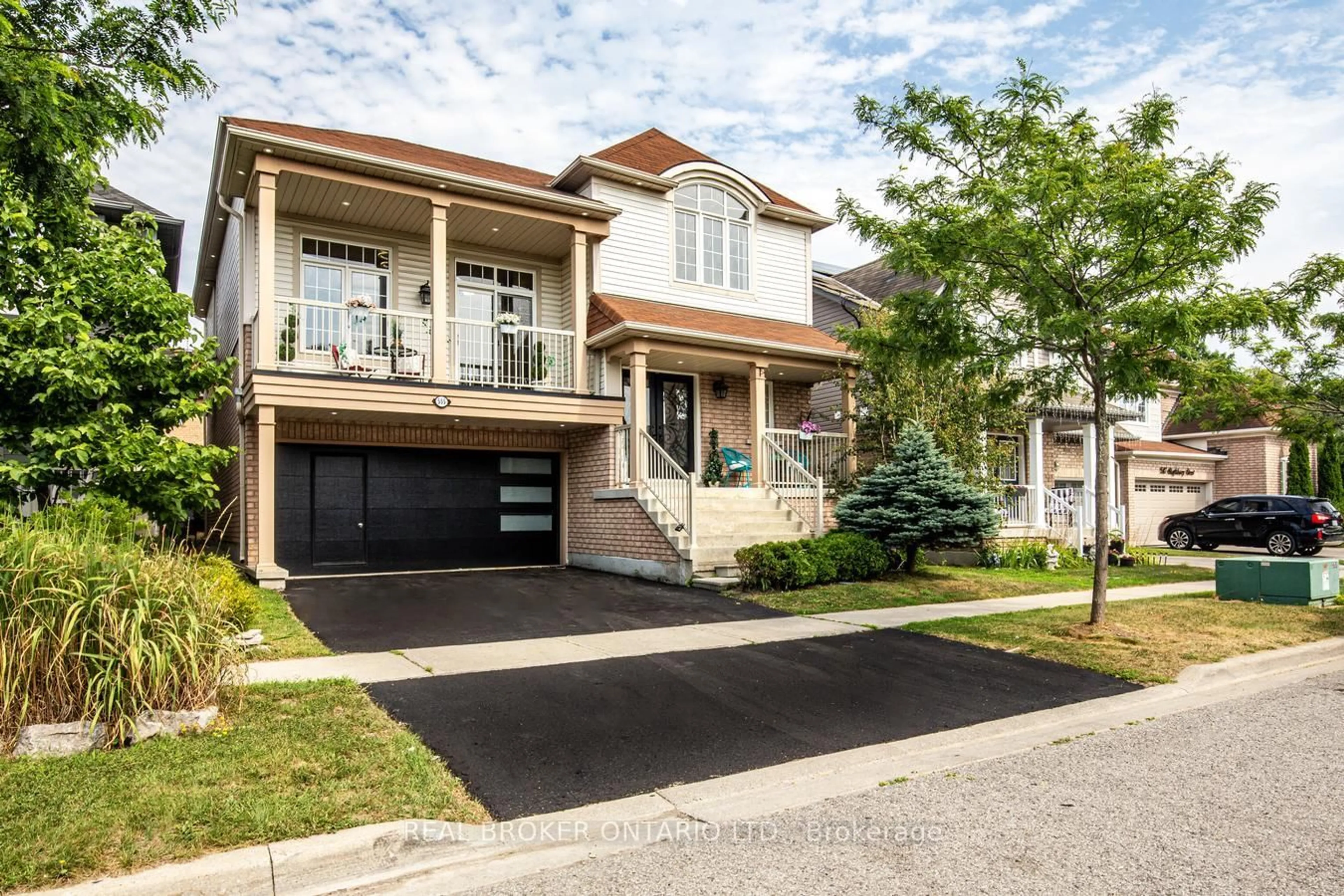 Unknown for 555 Shaftsbury St, Oshawa Ontario L1K 2V8