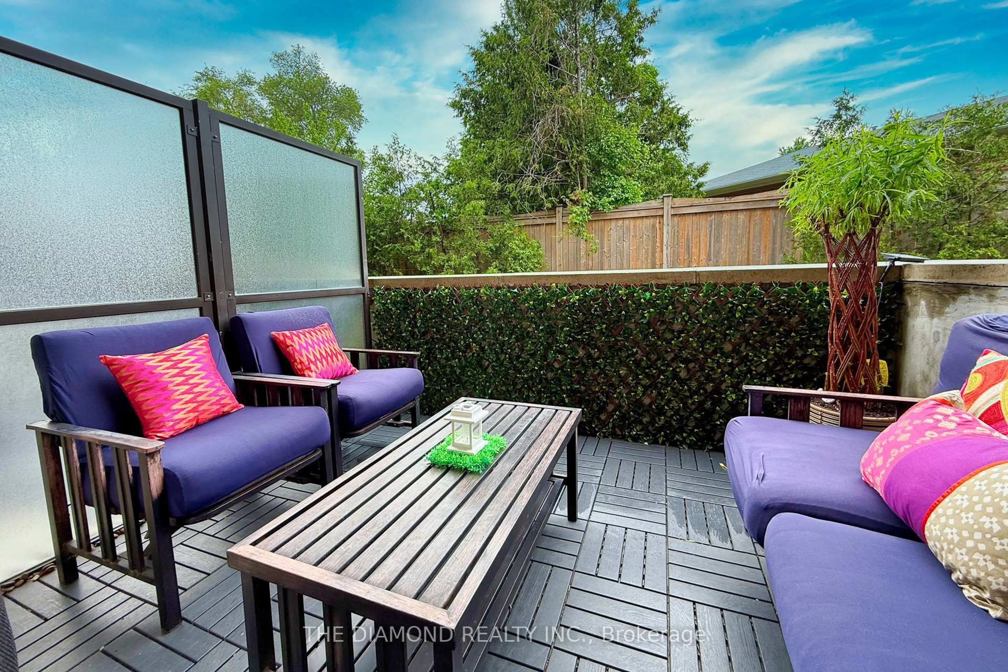 Patio, unknown for 3560 St Clair Ave #107, Toronto Ontario M1K 0A9