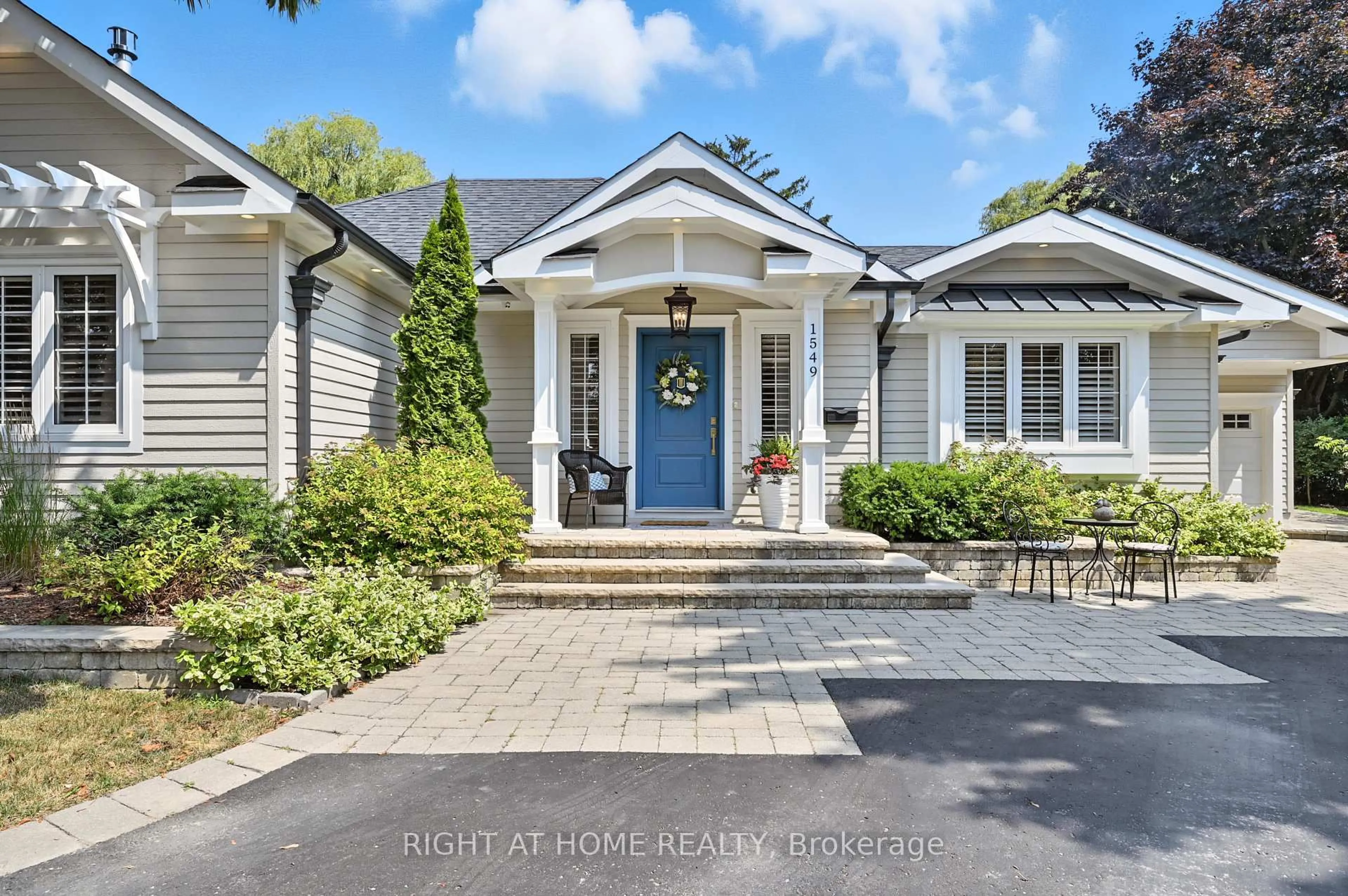Home with brick exterior material, street for 1549 Willowside Crt, Pickering Ontario L1W 3P5