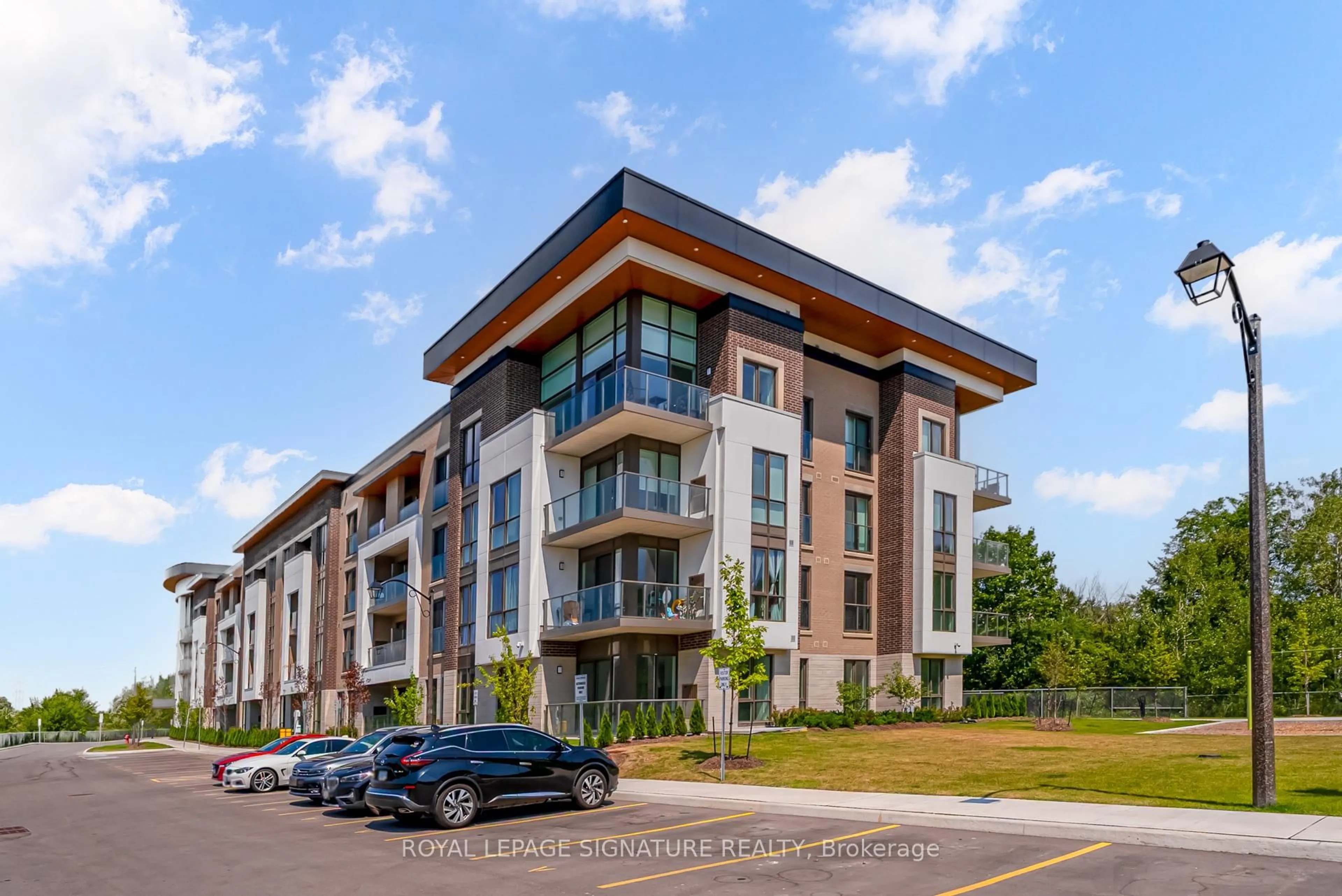 Unknown for 385 Arctic Red Dr #324, Oshawa Ontario L1L 0M5
