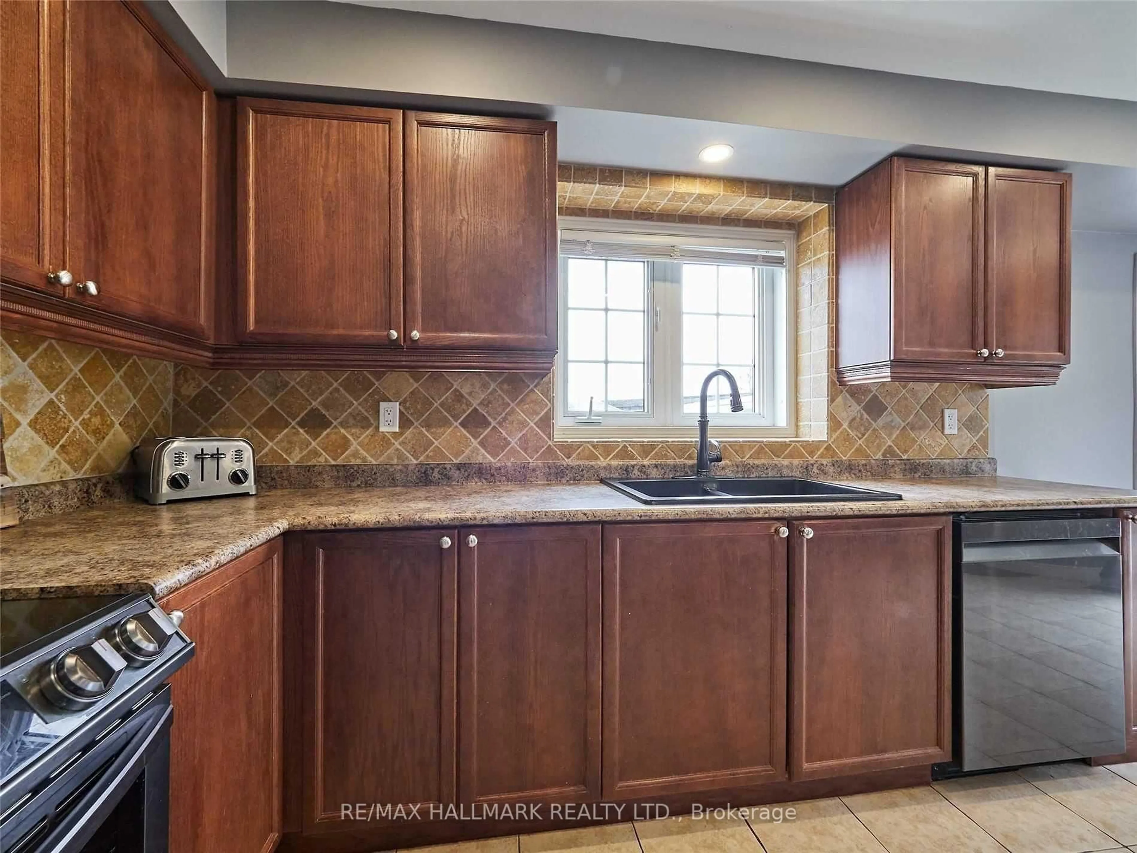 Unknown for 150 Bannister St, Clarington Ontario L1C 5L9