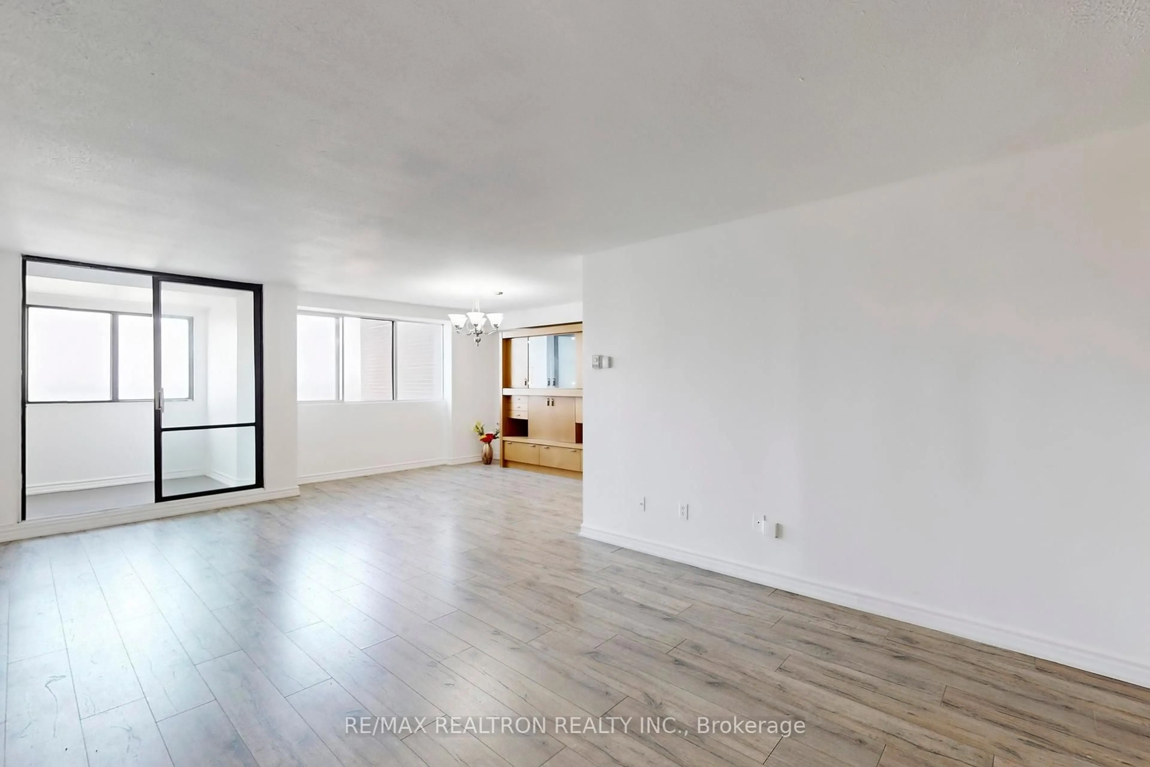 A pic of a room for 3 Massey Sq #3406, Toronto Ontario M4C 5L5