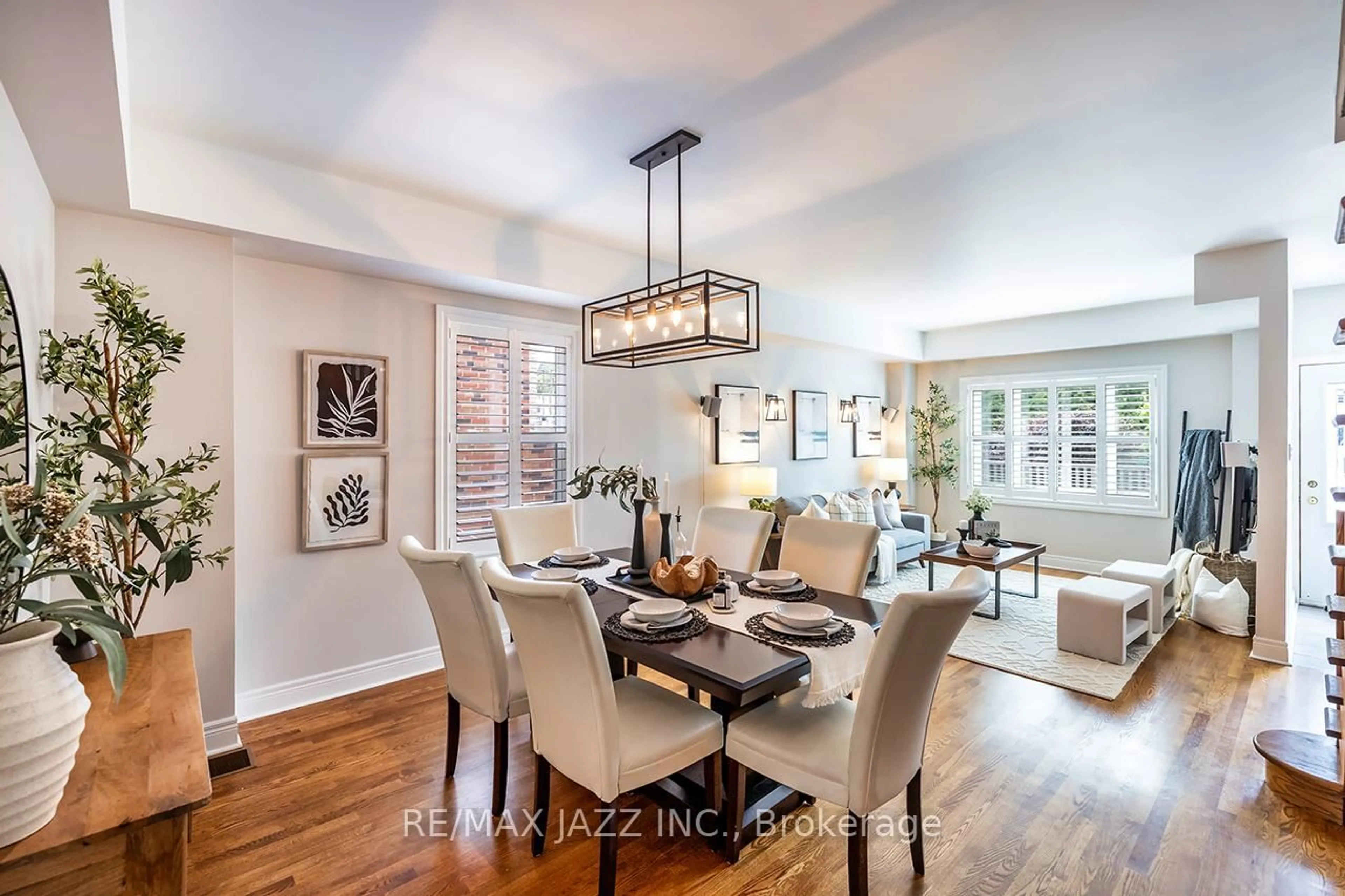 Dining room, wood/laminate floor for 33 South Bonnington Ave, Toronto Ontario M1N 3M2