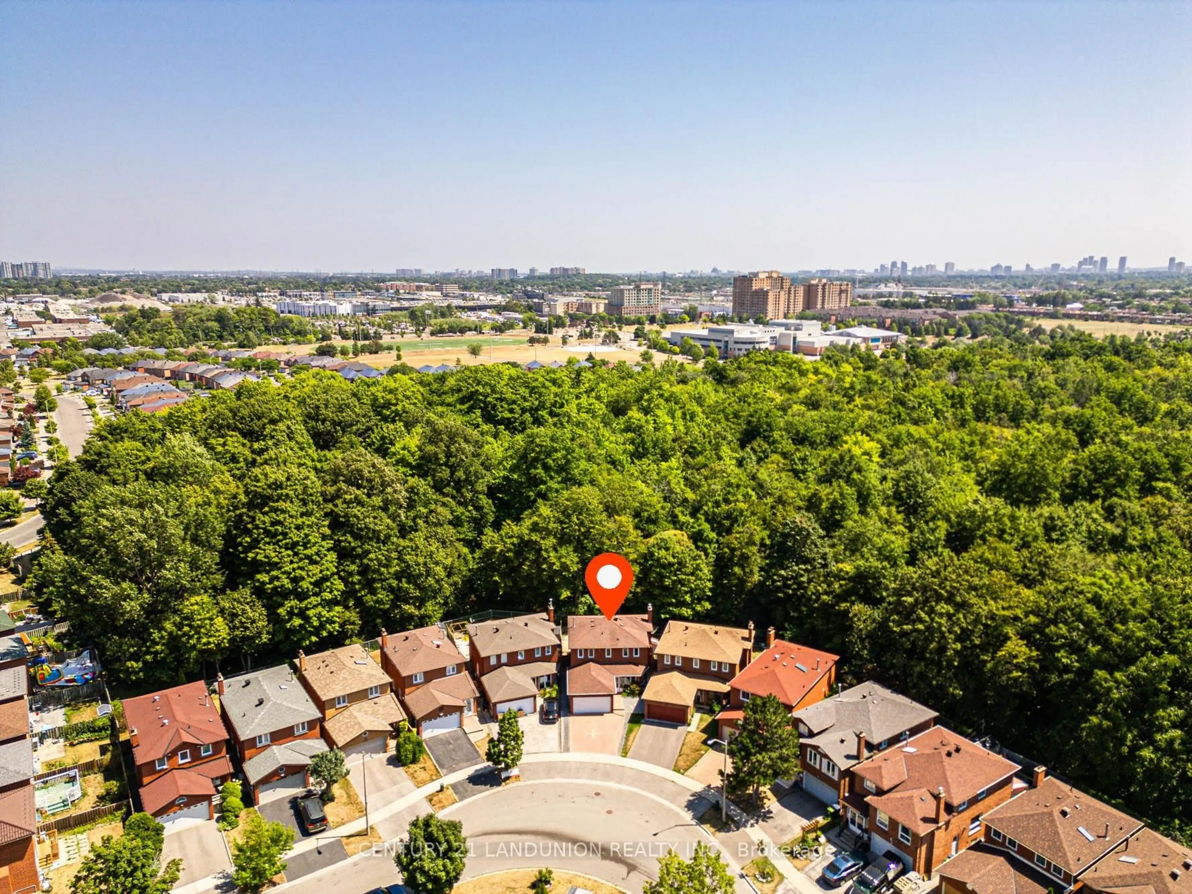 A pic from outside/outdoor area/front of a property/back of a property/a pic from drone, city buildings view from balcony for 12B Burnt Bark Dr, Toronto Ontario M1V 3J8