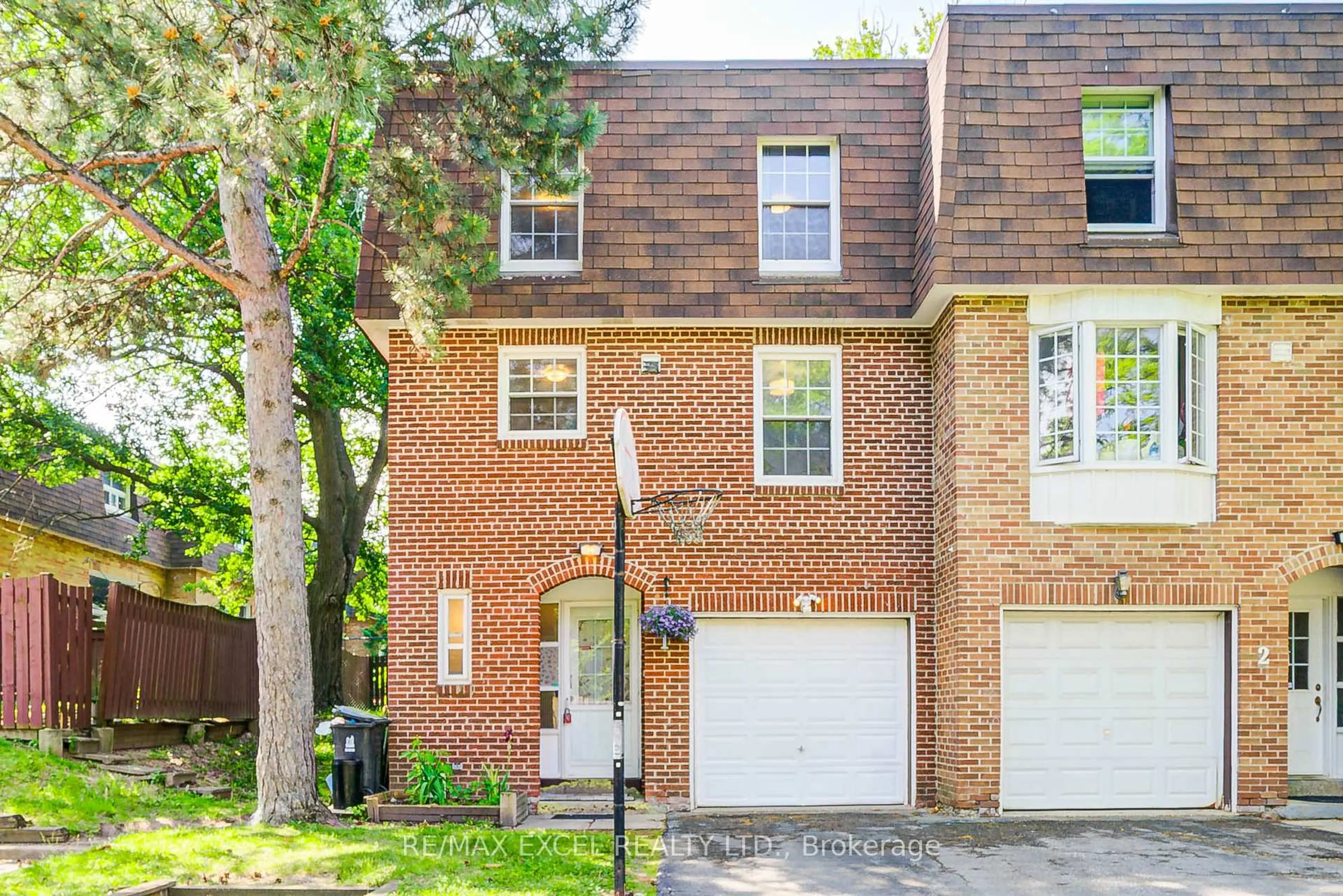 Home with brick exterior material, street for 20 Crockamhill Dr #1, Toronto Ontario M1S 3H1