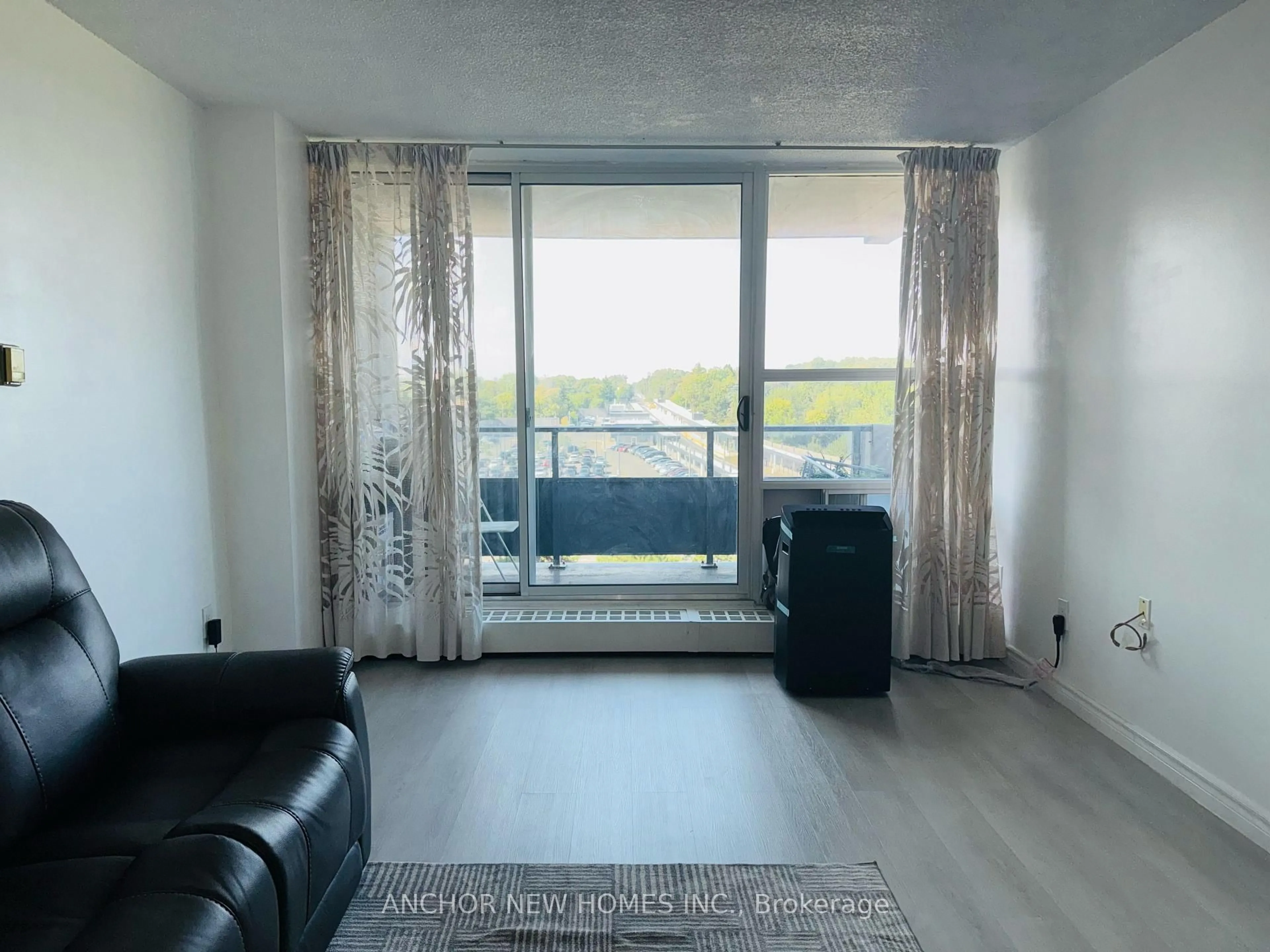 A pic of a room for 4101 Sheppard Ave #704, Toronto Ontario M1S 3H3