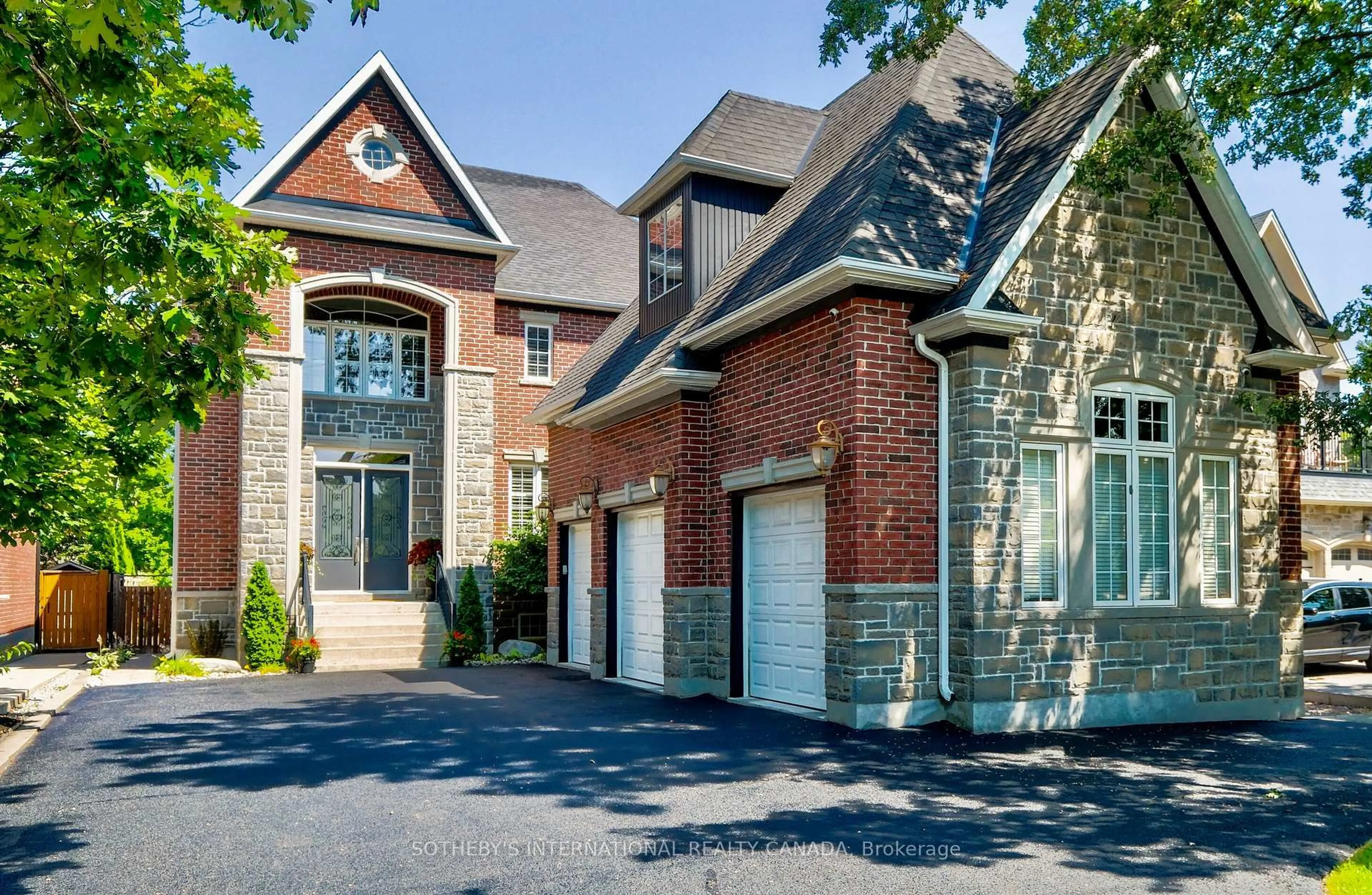 Home with brick exterior material, street for 1761 Woodview Ave, Pickering Ontario L1V 1L3
