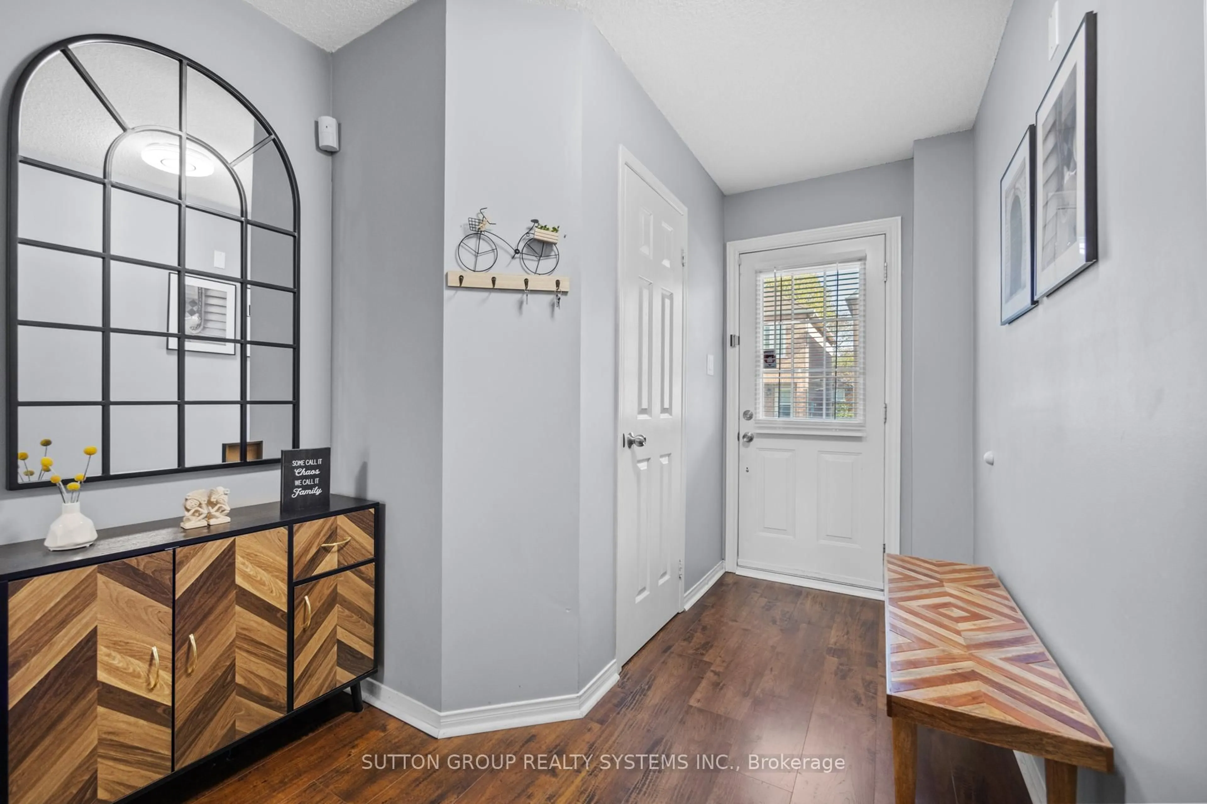 Indoor entryway for 1995 Pine Grove Ave #33, Pickering Ontario L1V 6W4