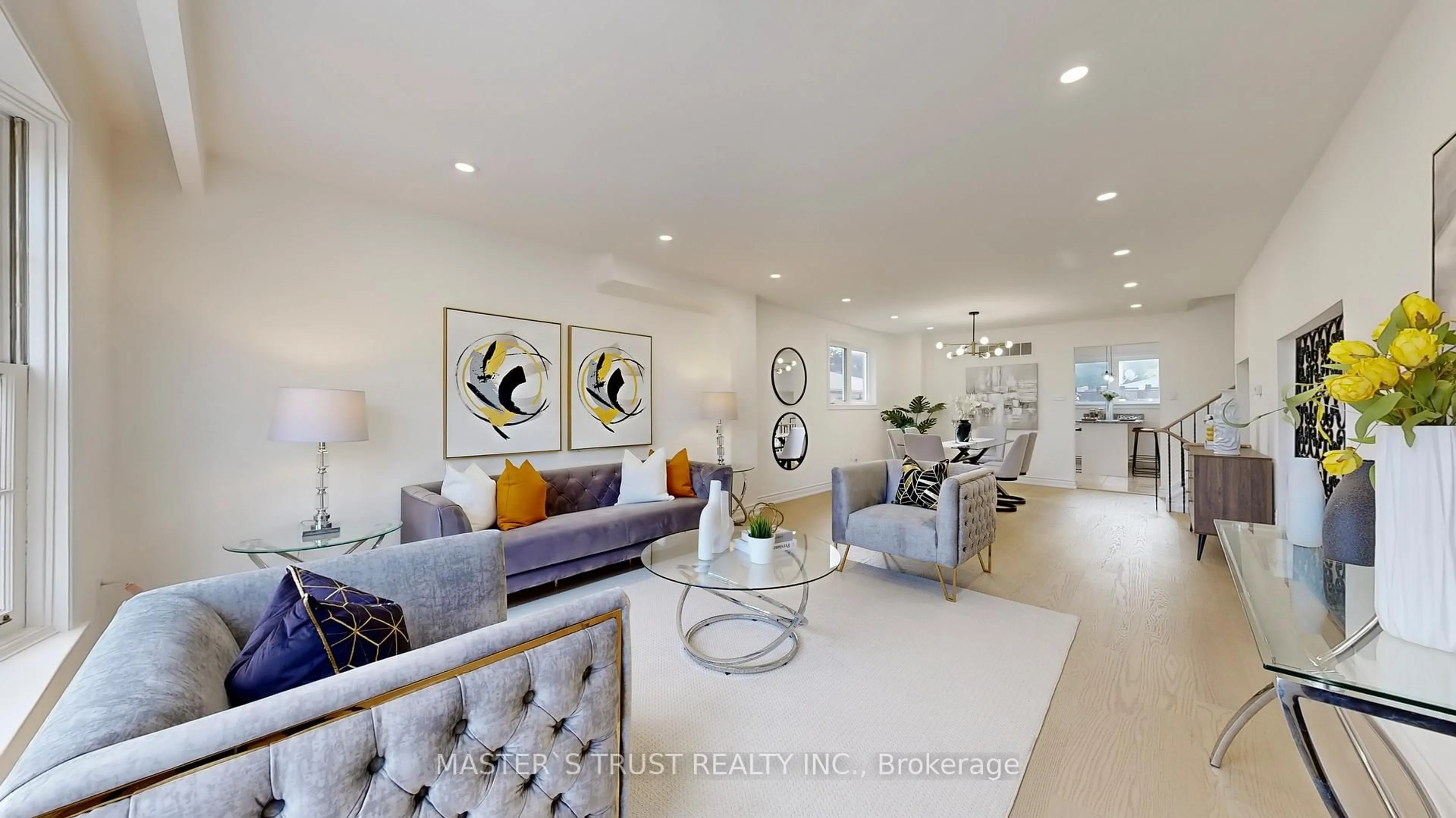 Living room with furniture, unknown for 293 Pitfield Rd, Toronto Ontario M1S 1Z2