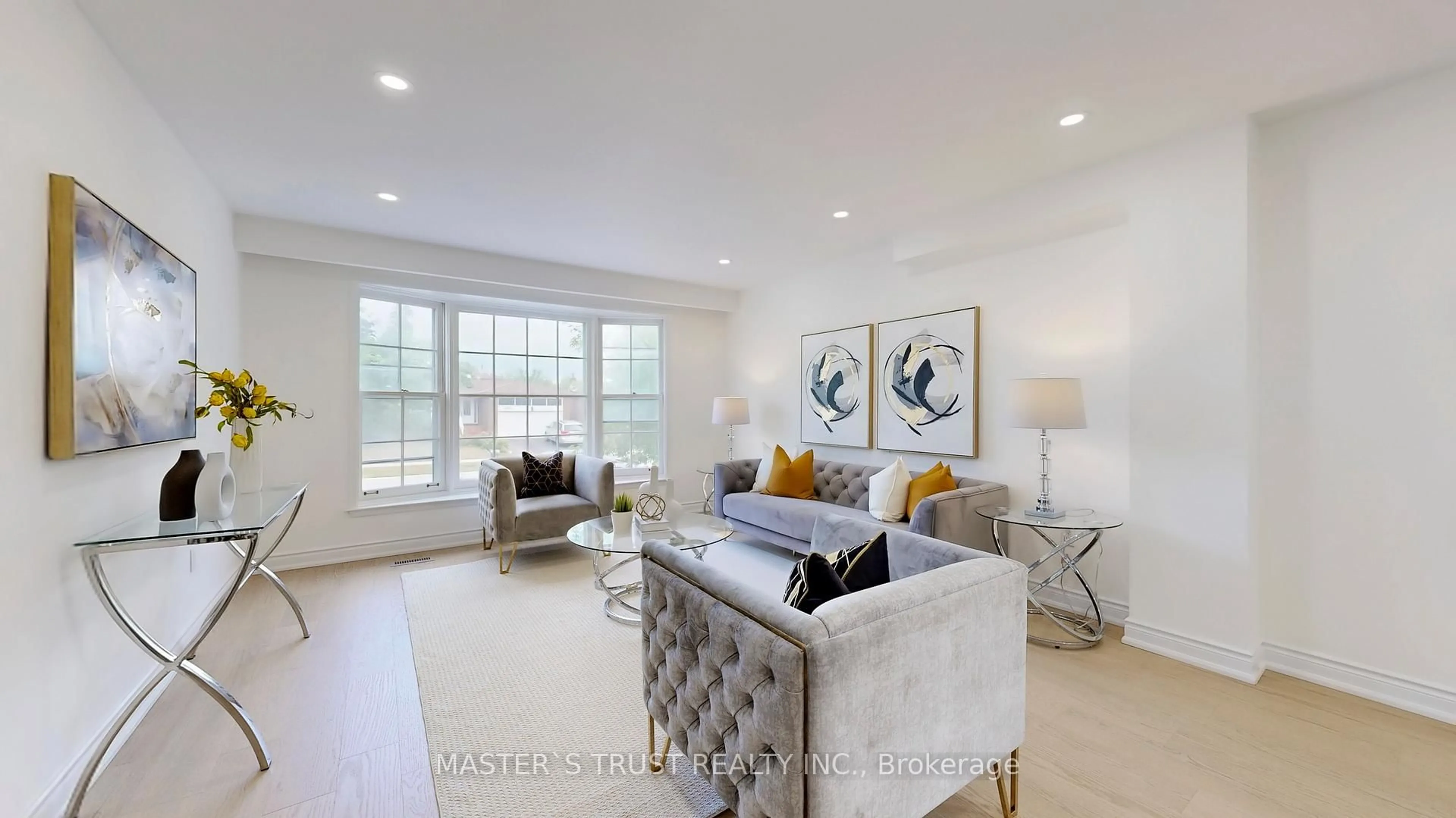 Living room with furniture, unknown for 293 Pitfield Rd, Toronto Ontario M1S 1Z2
