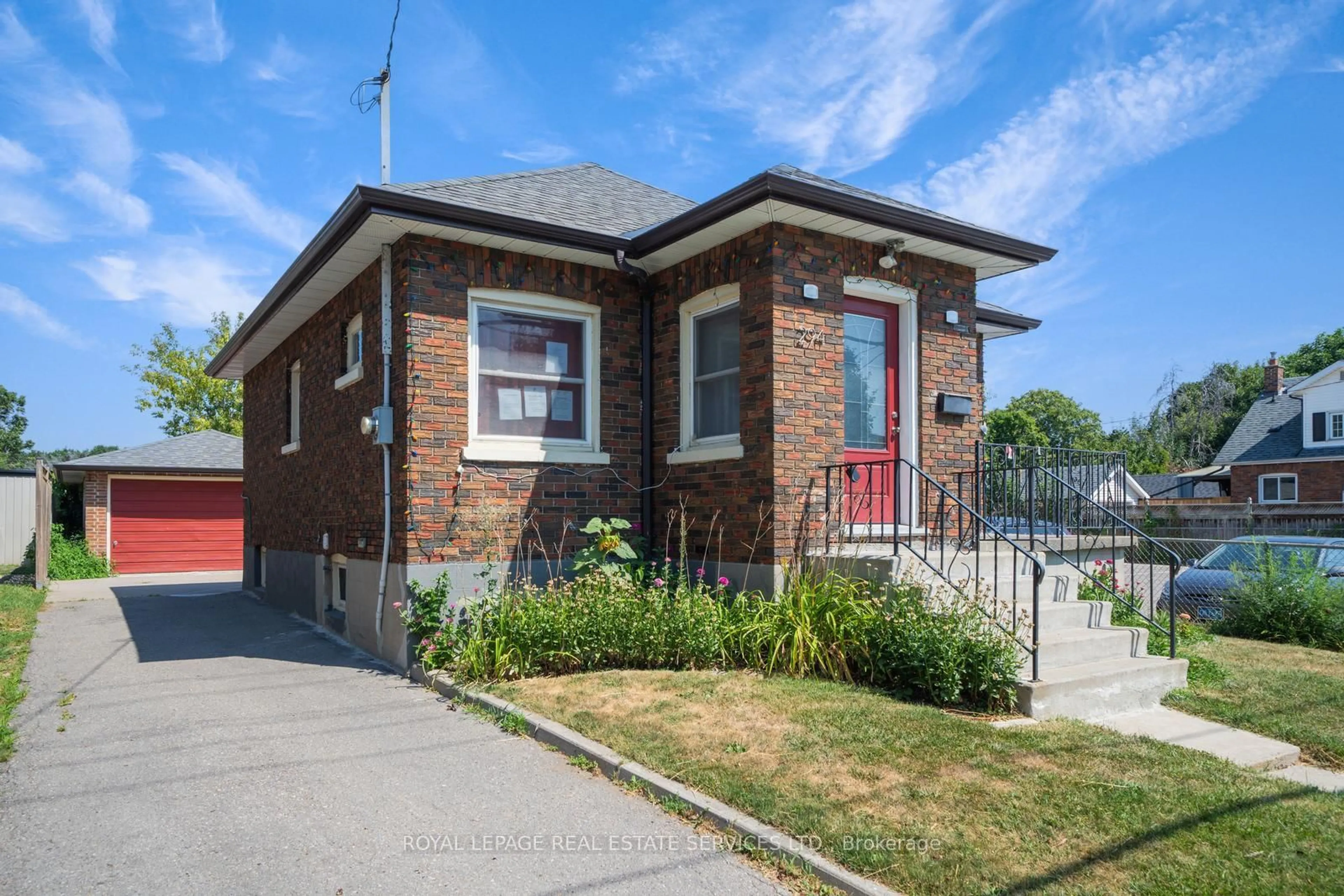 Home with brick exterior material, street for 294 Eulalie Ave, Oshawa Ontario L1H 2B7