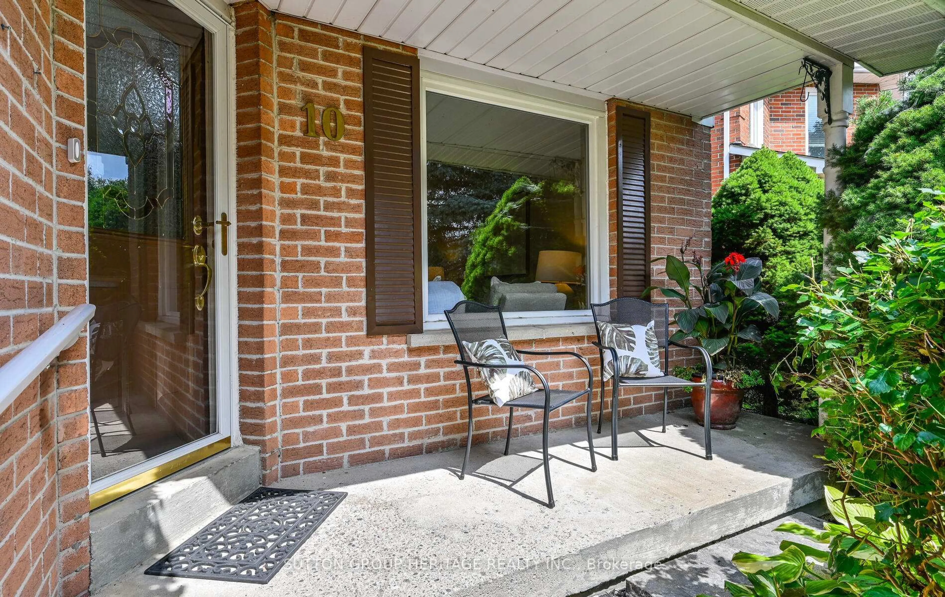 Patio, street for 10 Plowman Dr, Ajax Ontario L1S 6R6