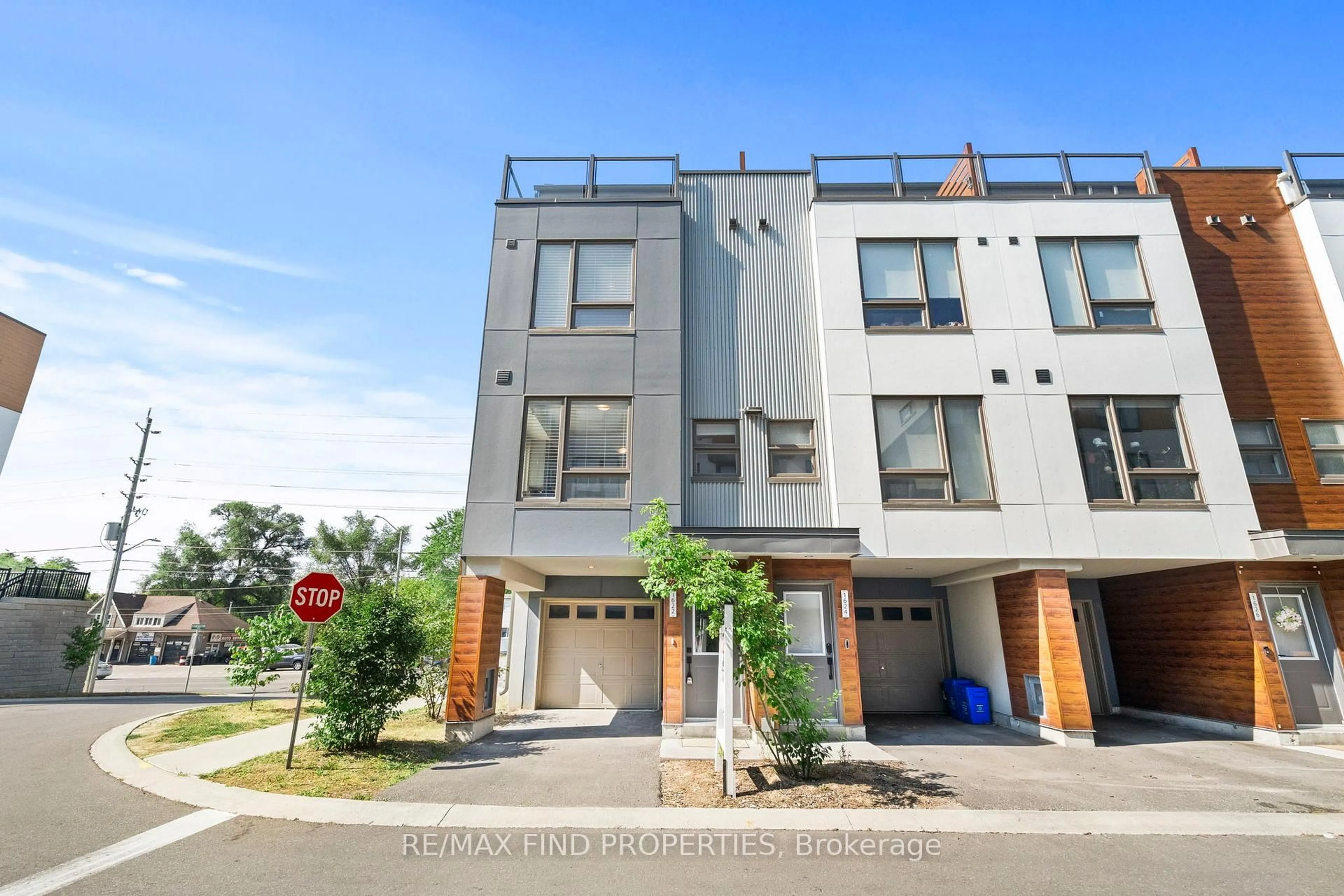 Unknown for 1622 Pleasure Valley Path, Oshawa Ontario L1G 0E3