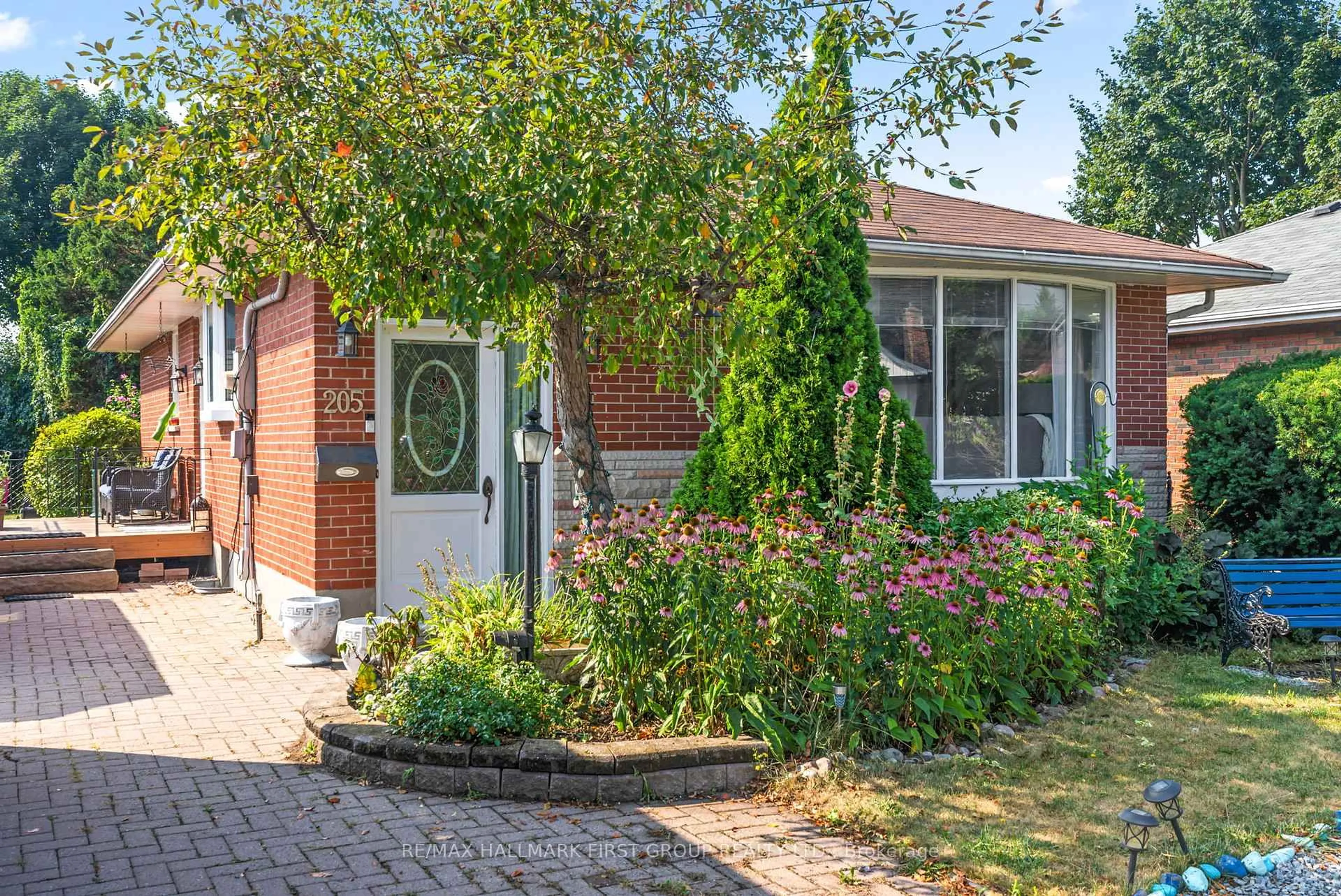 Home with brick exterior material, street for 205 Saint Peter St, Whitby Ontario L1N 1J2