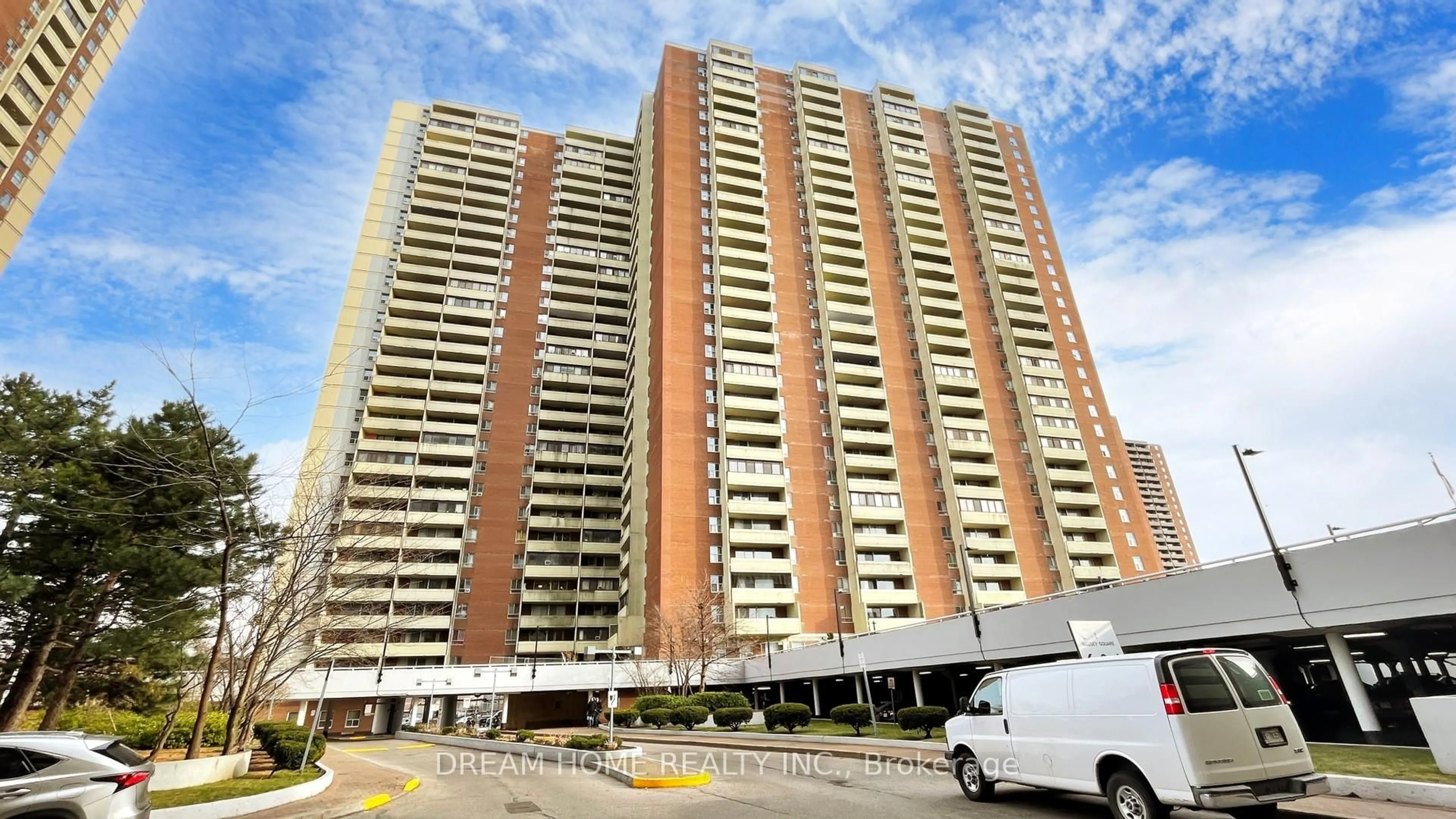 Unknown for 5 Massey Sq #1815, Toronto Ontario M4C 5L6