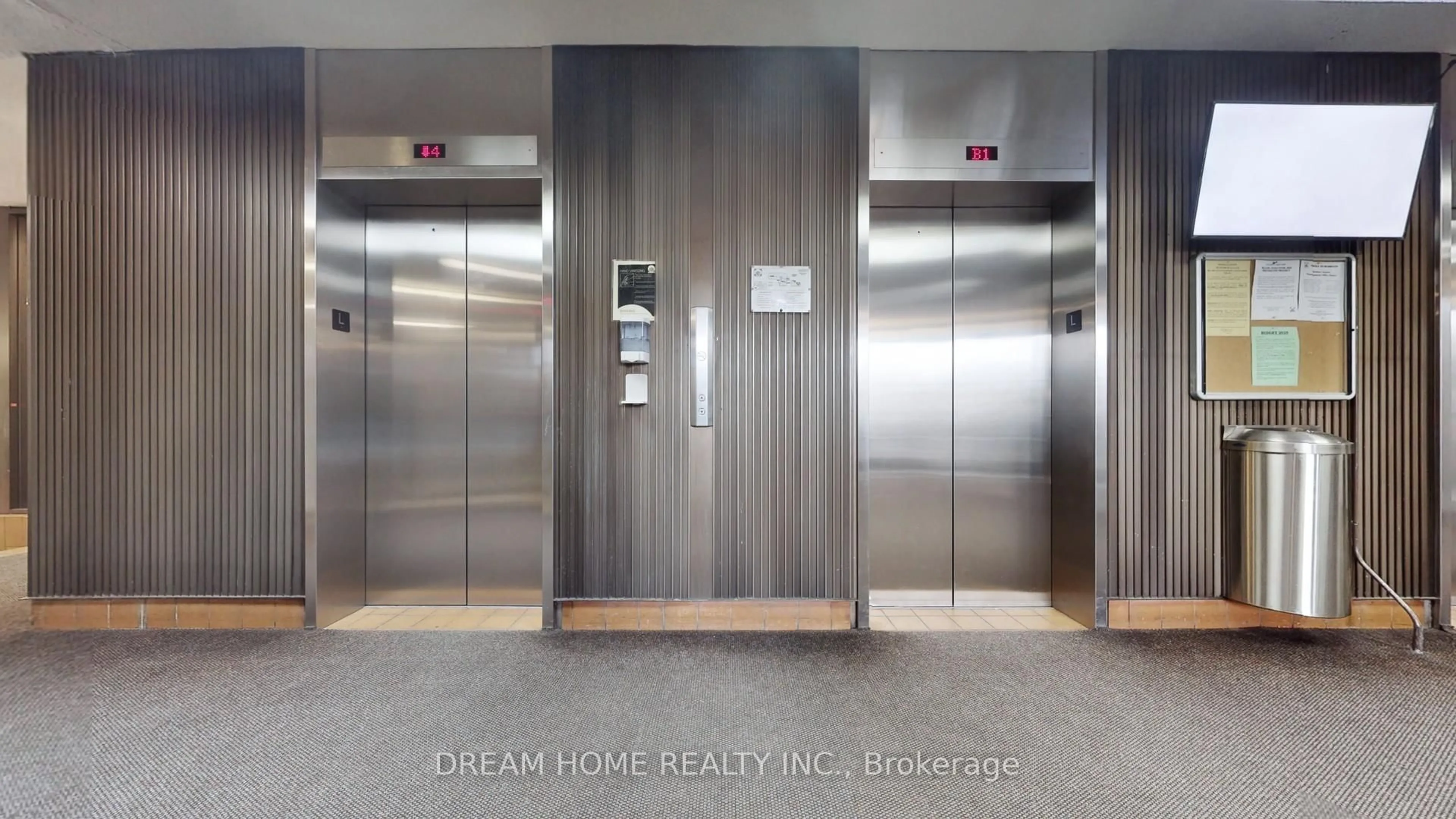Indoor foyer for 5 Massey Sq #1815, Toronto Ontario M4C 5L6