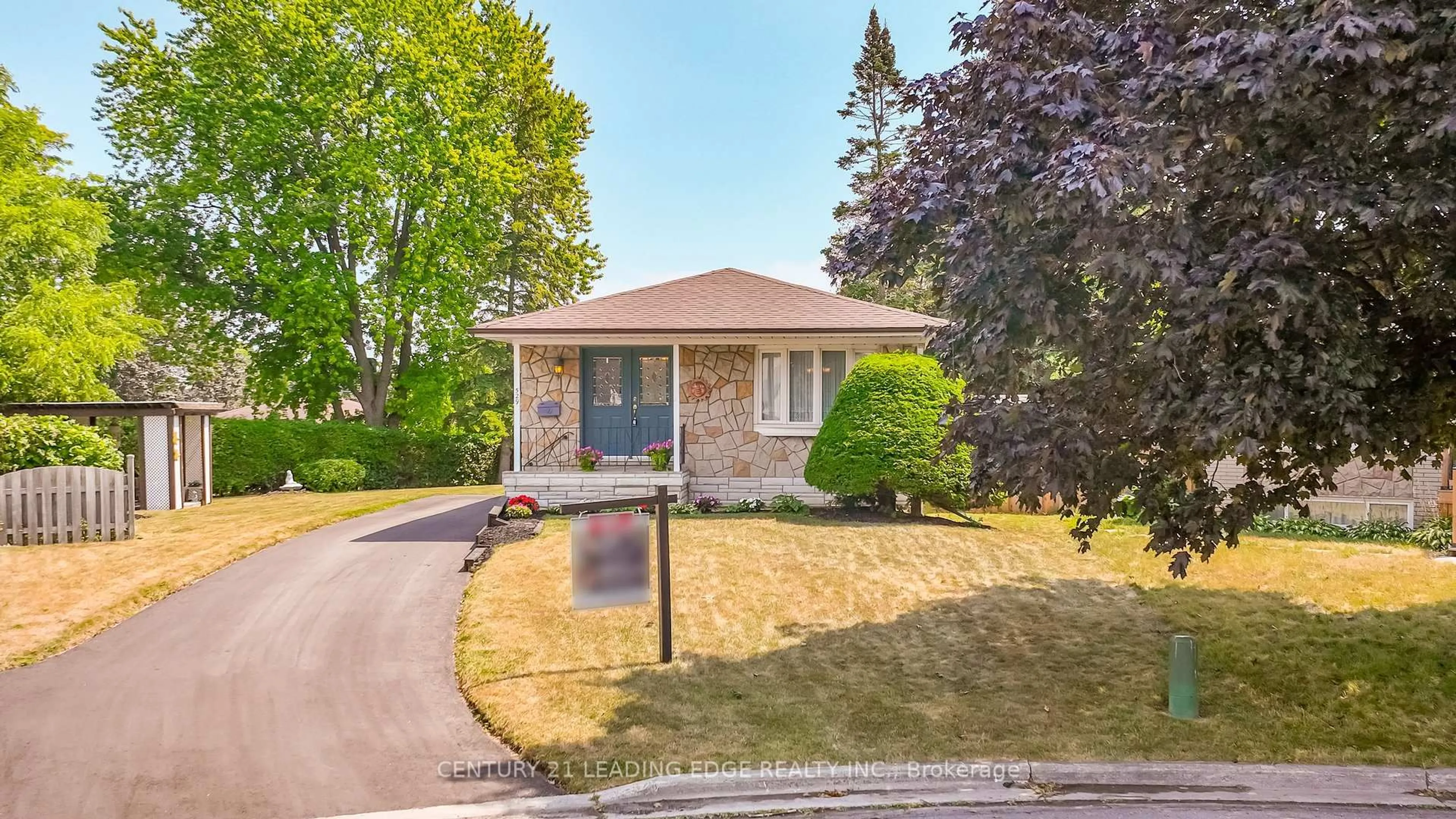 Home with brick exterior material, street for 529 Carman Crt, Oshawa Ontario L1H 6K5