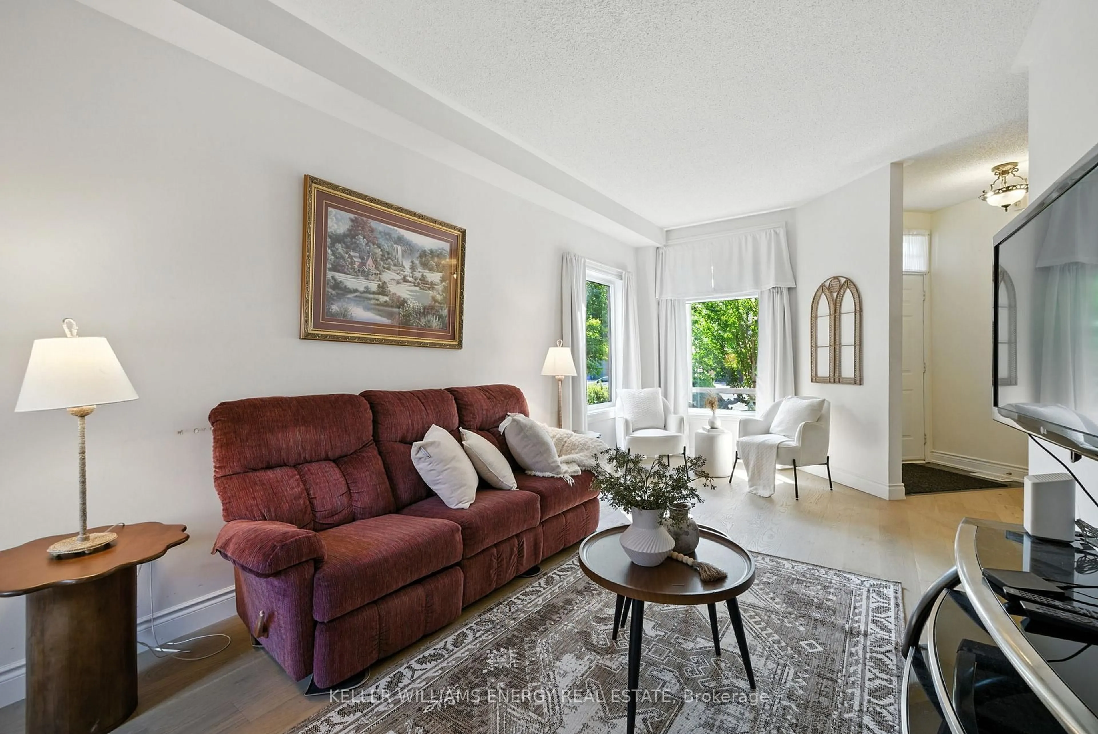 Living room with furniture, unknown for 14 Bach Ave, Whitby Ontario L1R 2M1
