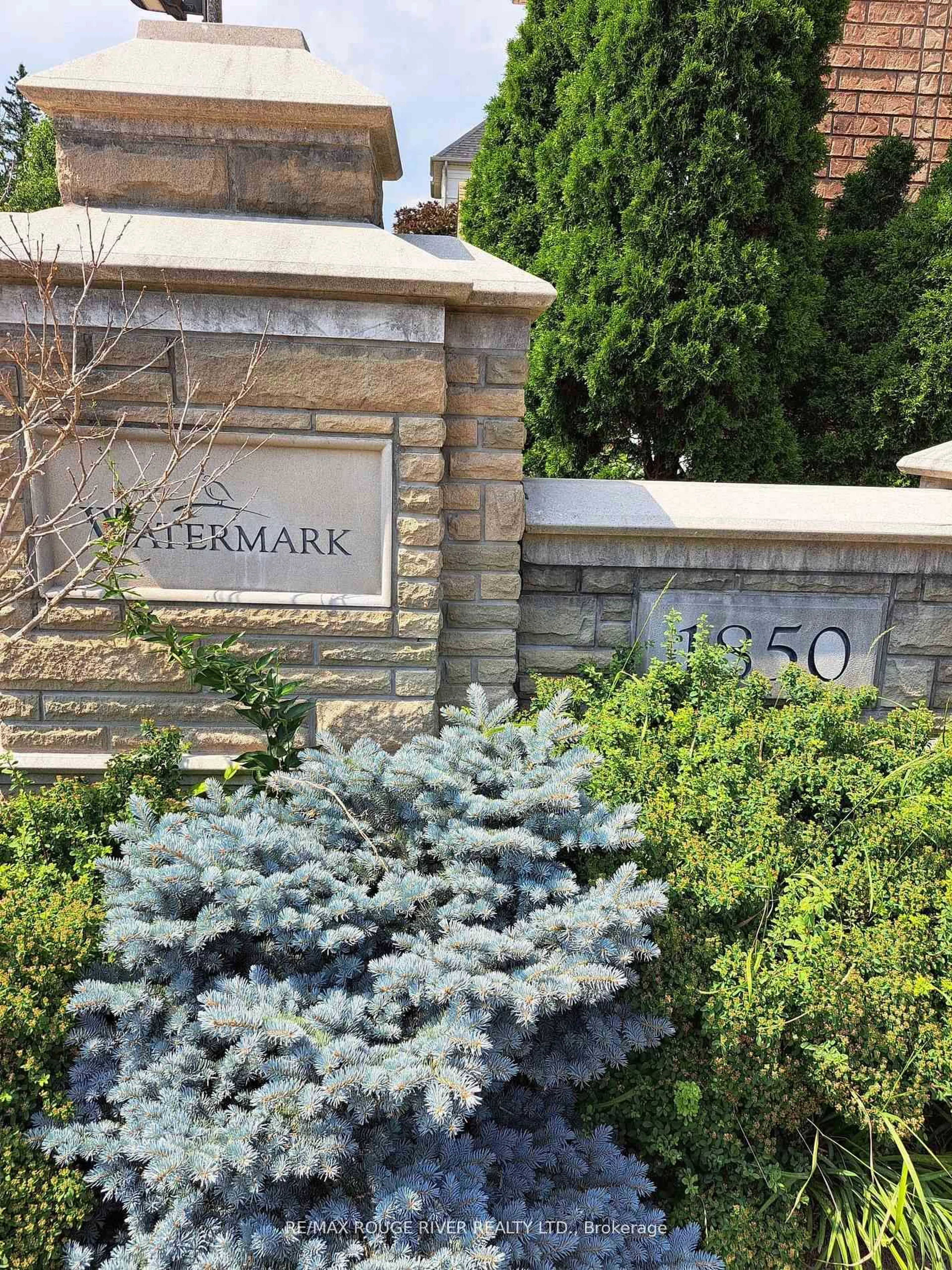 Indoor entryway for 1850 Kingston Rd #40, Pickering Ontario L1V 0A2