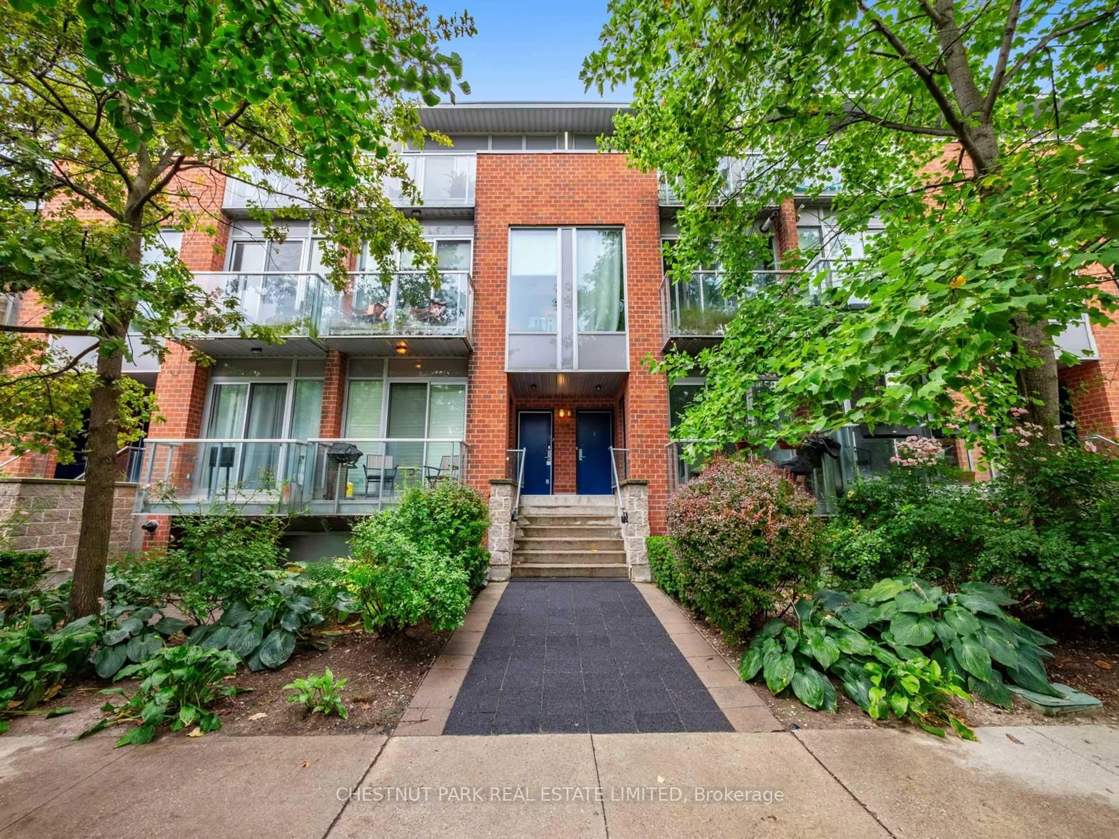Unknown for 46 Boston Ave #3, Toronto Ontario M4M 2T9