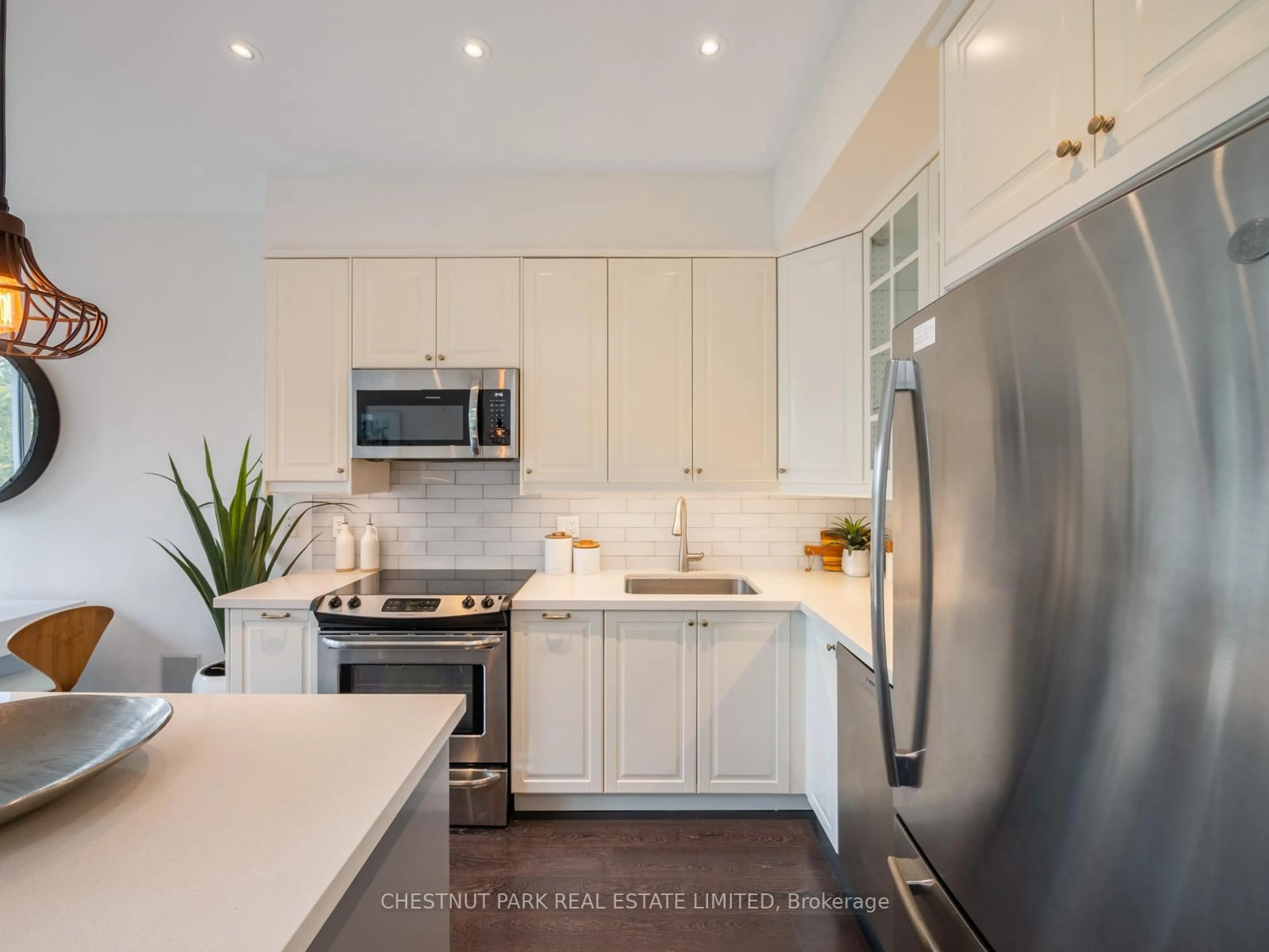 Open concept kitchen, ceramic/tile floor for 46 Boston Ave #3, Toronto Ontario M4M 2T9