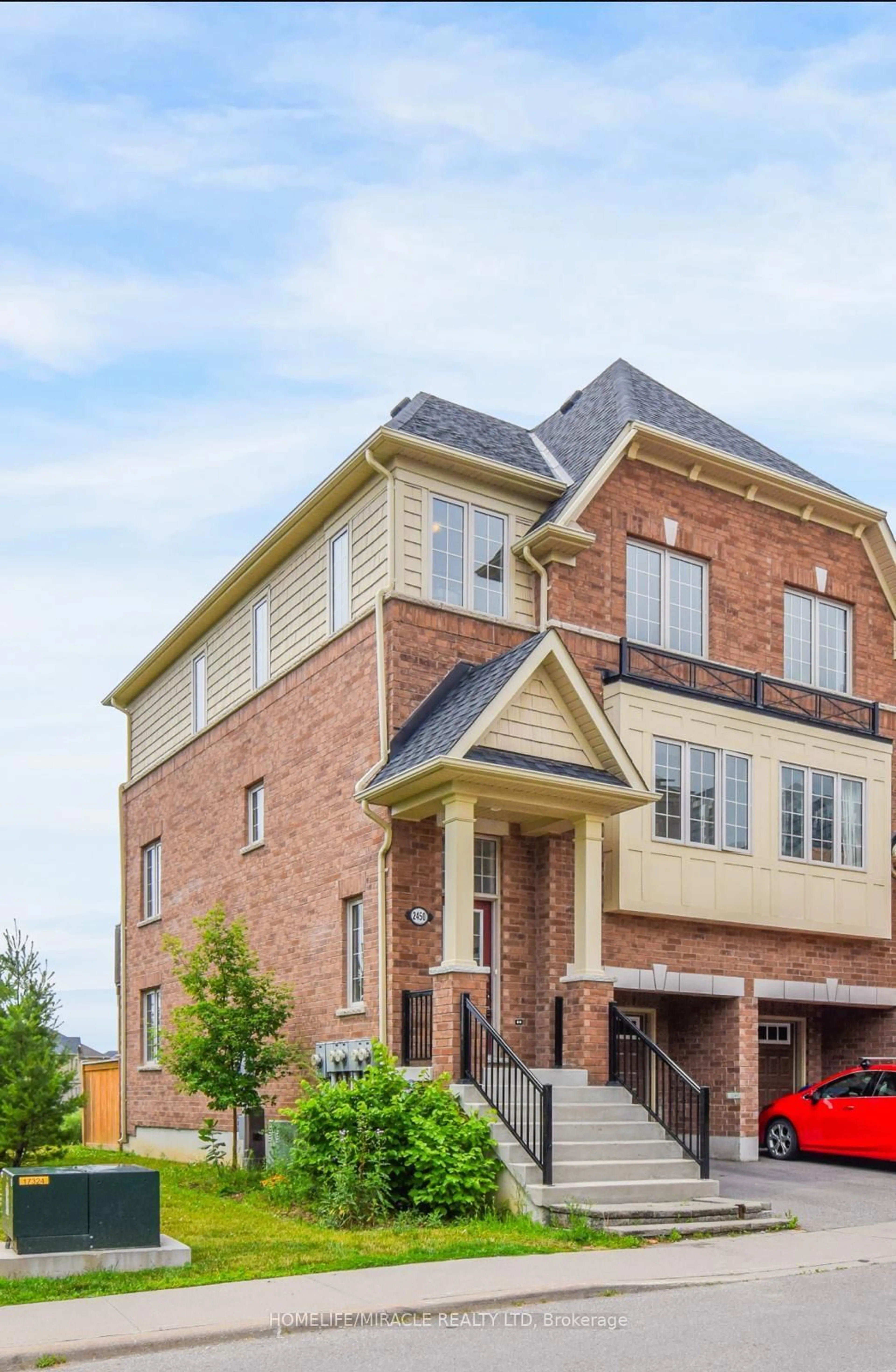 Home with brick exterior material, unknown for 2450 Bromus Path, Oshawa Ontario L1L 0K6