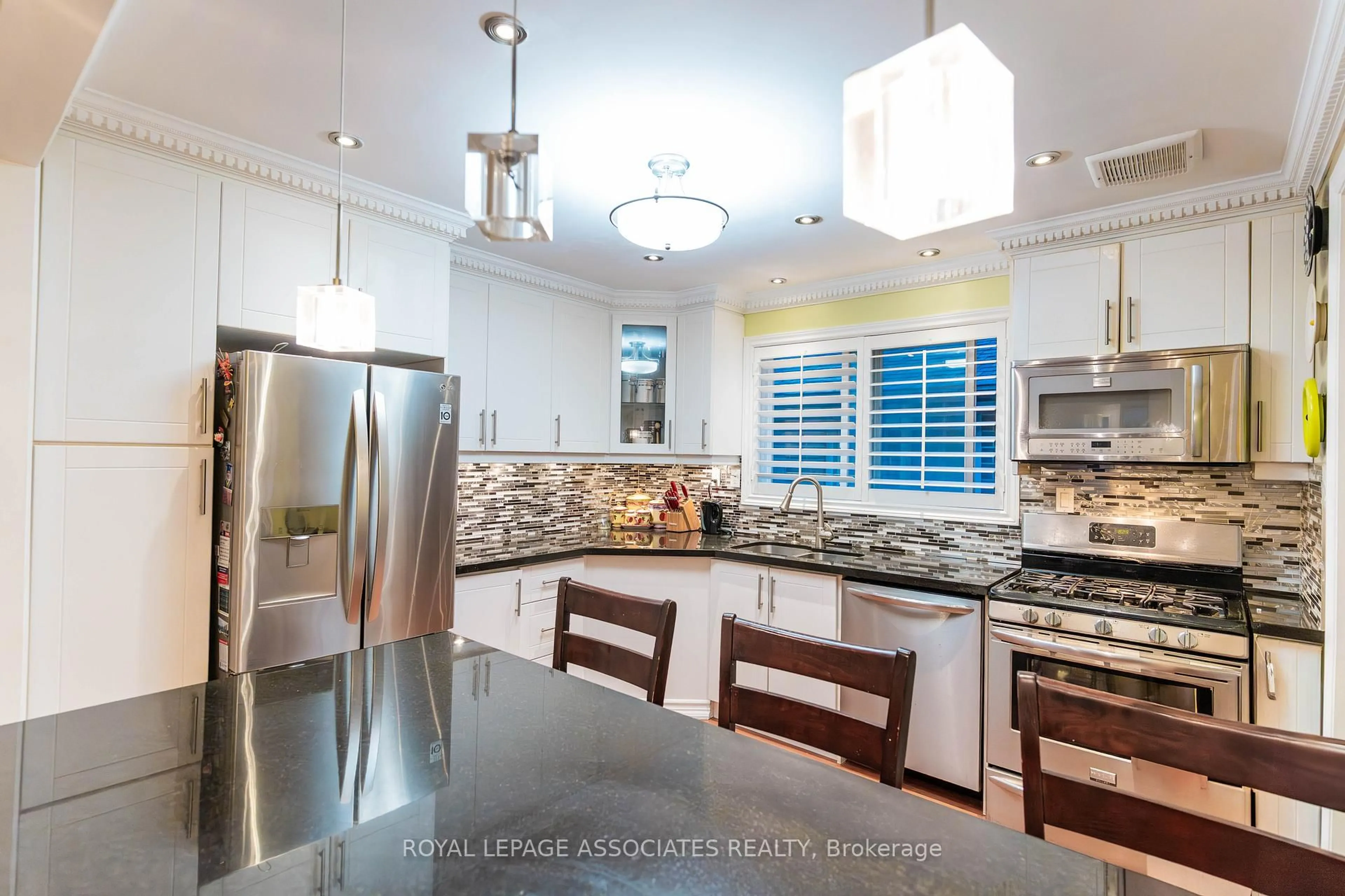 Contemporary kitchen, ceramic/tile floor for 24 Hurley Cres, Toronto Ontario M1P 4H4