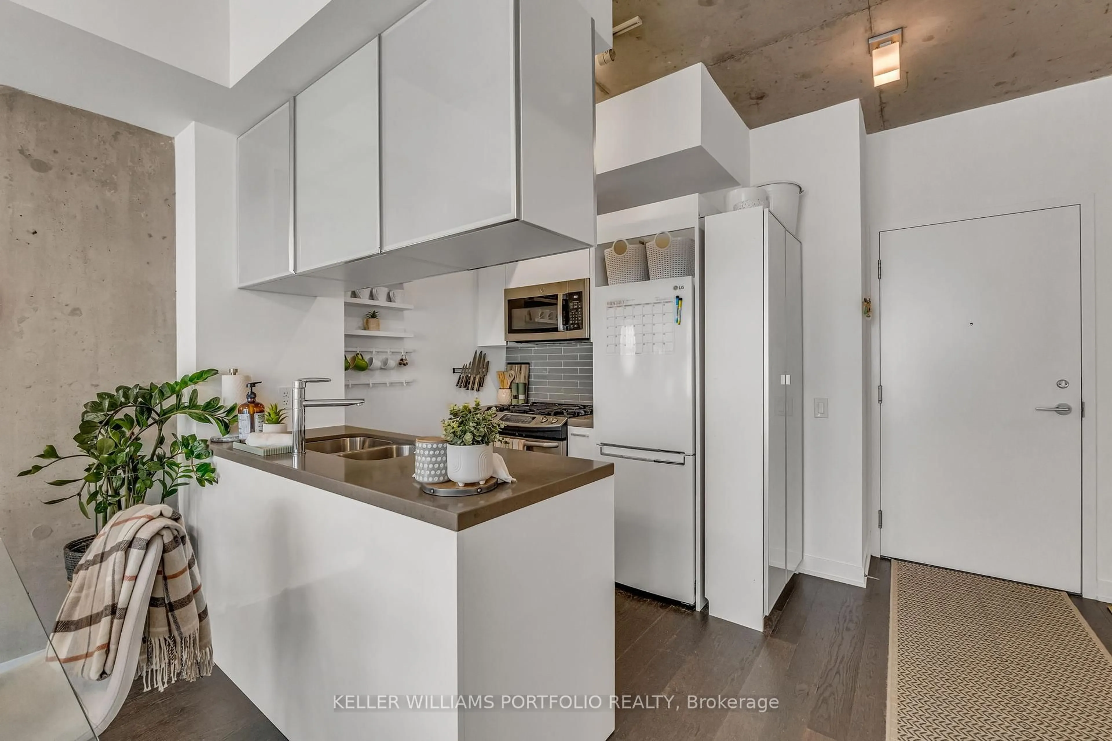 Open concept kitchen, unknown for 1201 Dundas St #706, Toronto Ontario M4M 1S2