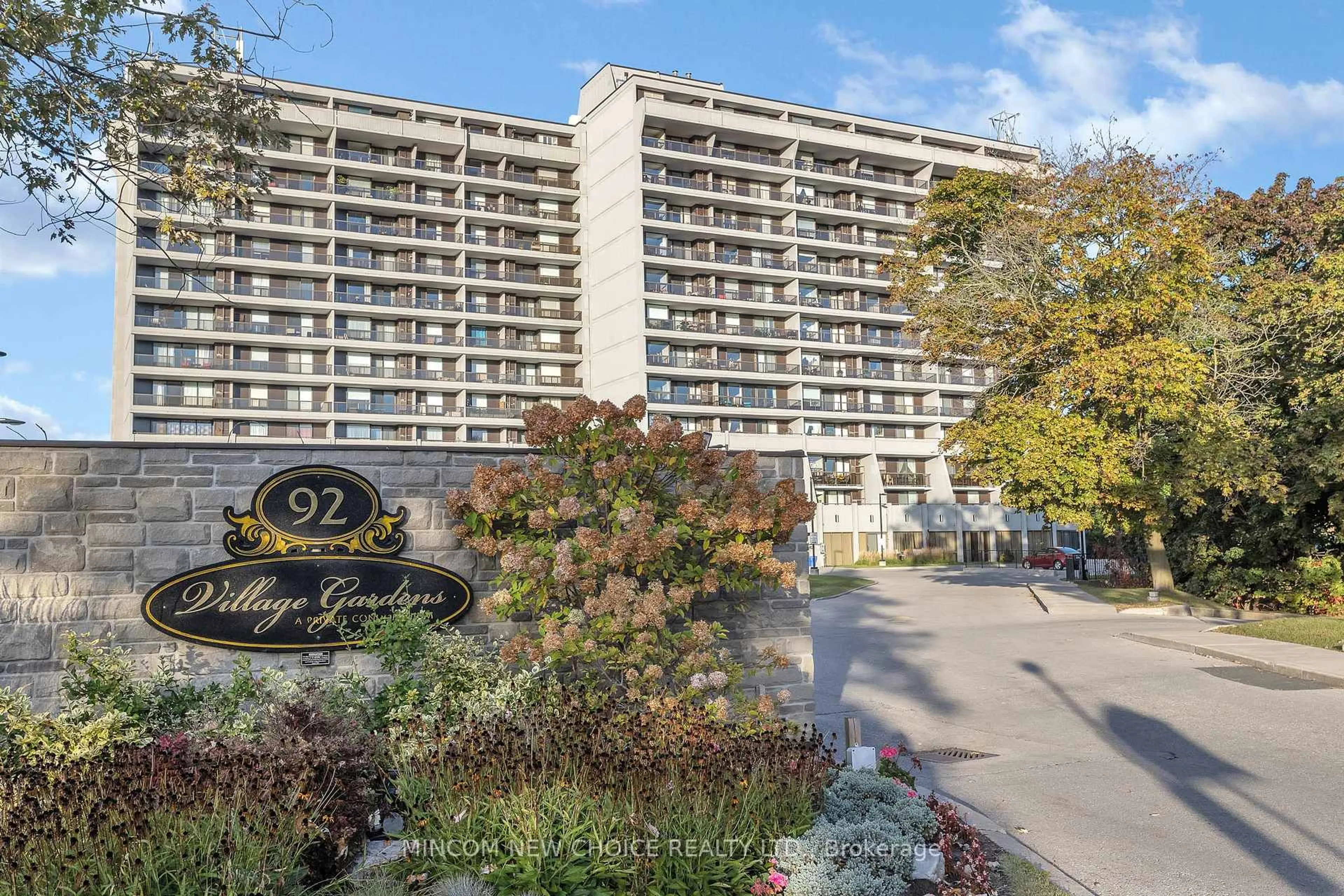 Unknown for 92 Church St #PH11, Ajax Ontario L1S 6B4