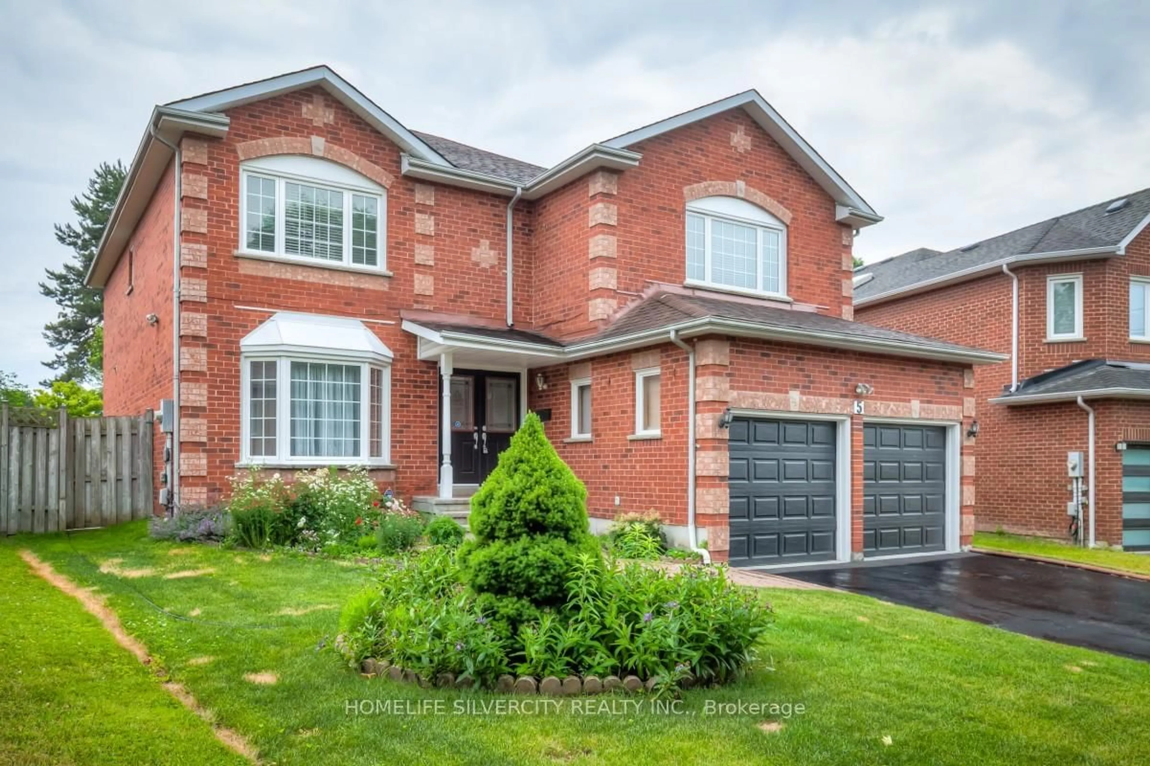 Home with brick exterior material, street for 5 Braebrook Dr, Whitby Ontario L1R 1V2