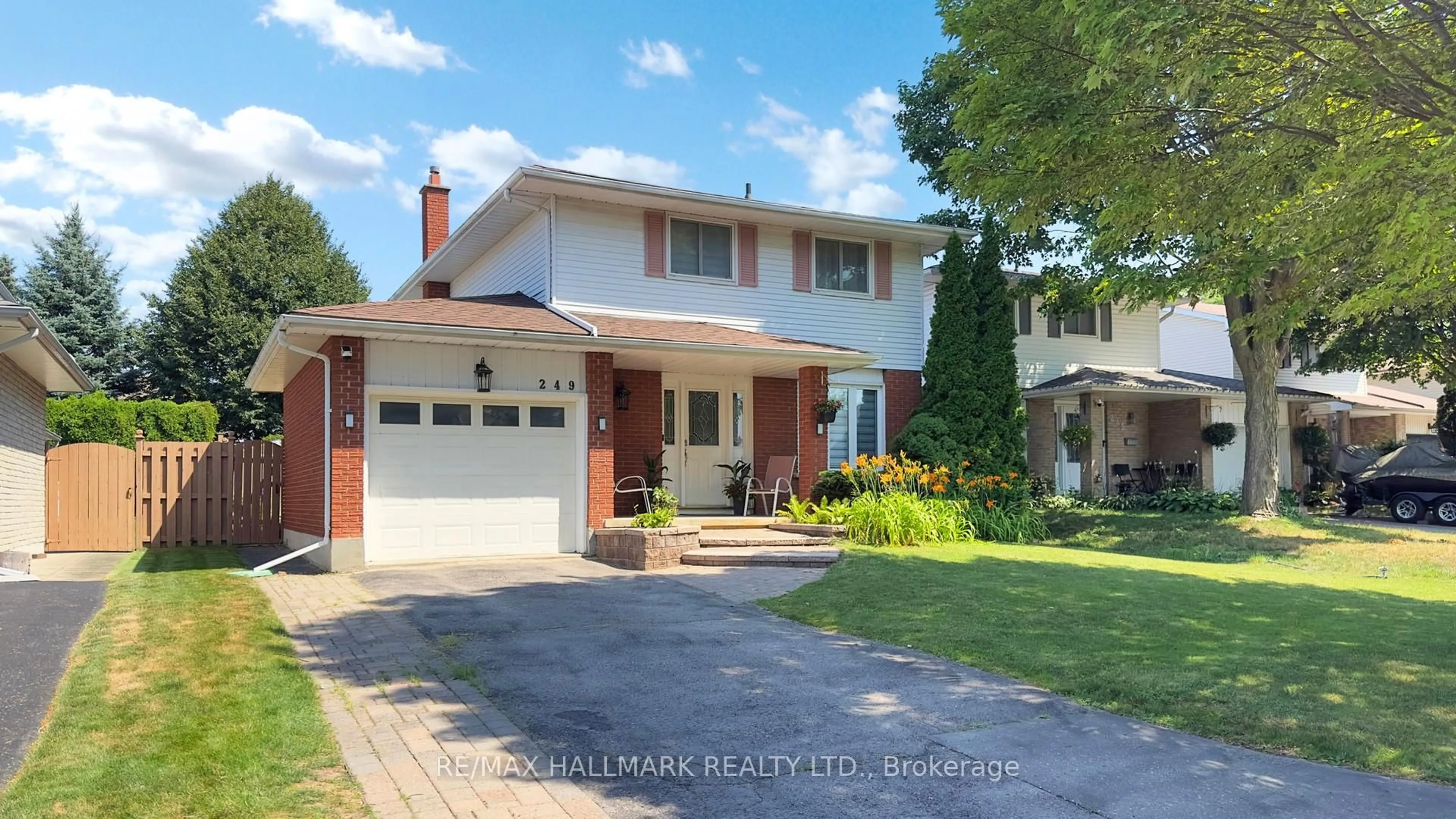 Home with brick exterior material, street for 249 Kensington Cres, Oshawa Ontario L1G 7R8
