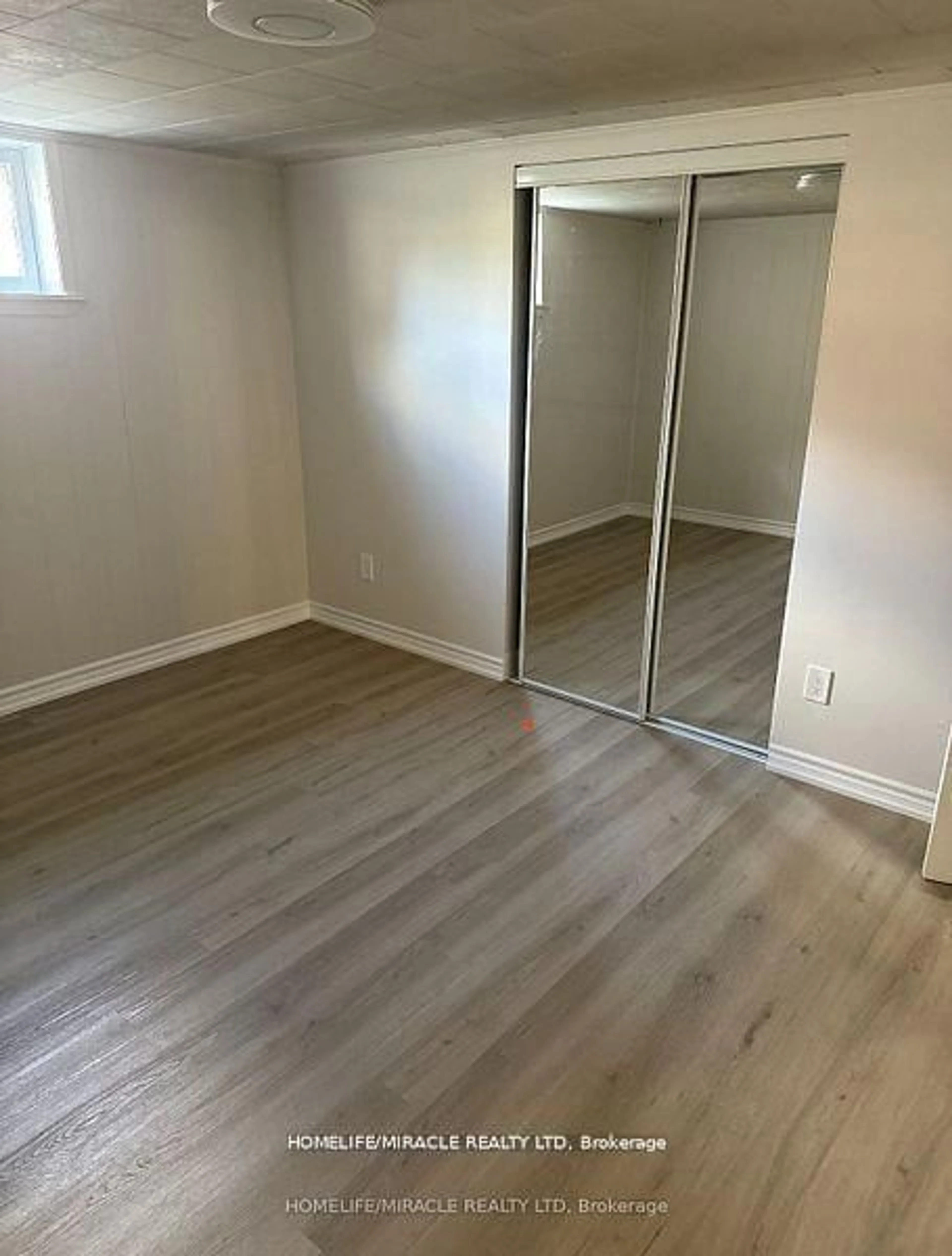 A pic of a room for 757 Phillip Murray Ave, Oshawa Ontario L1J 1J2
