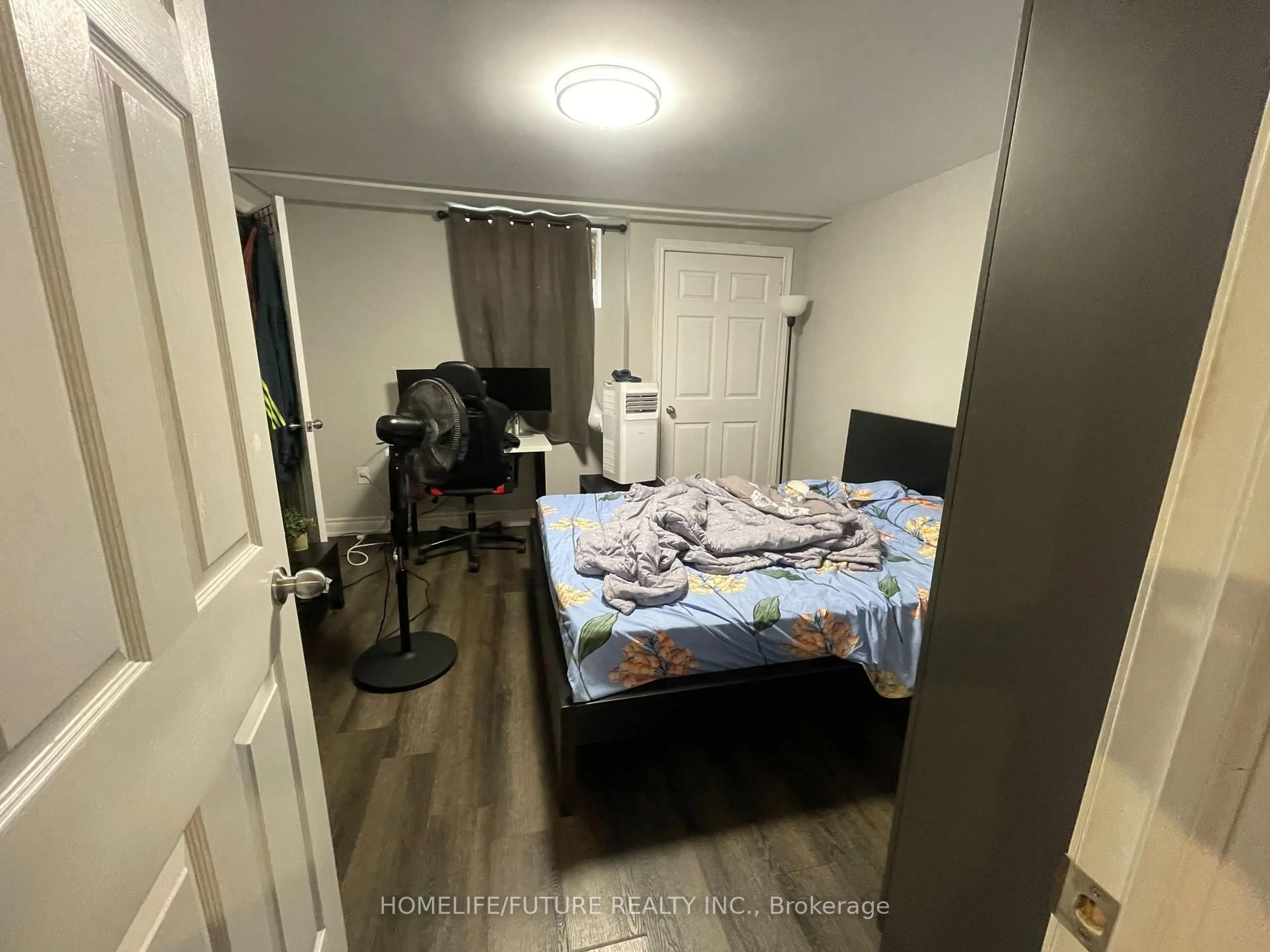 A pic of a room for 90 Glen Watford Dr, Toronto Ontario M1S 2C7