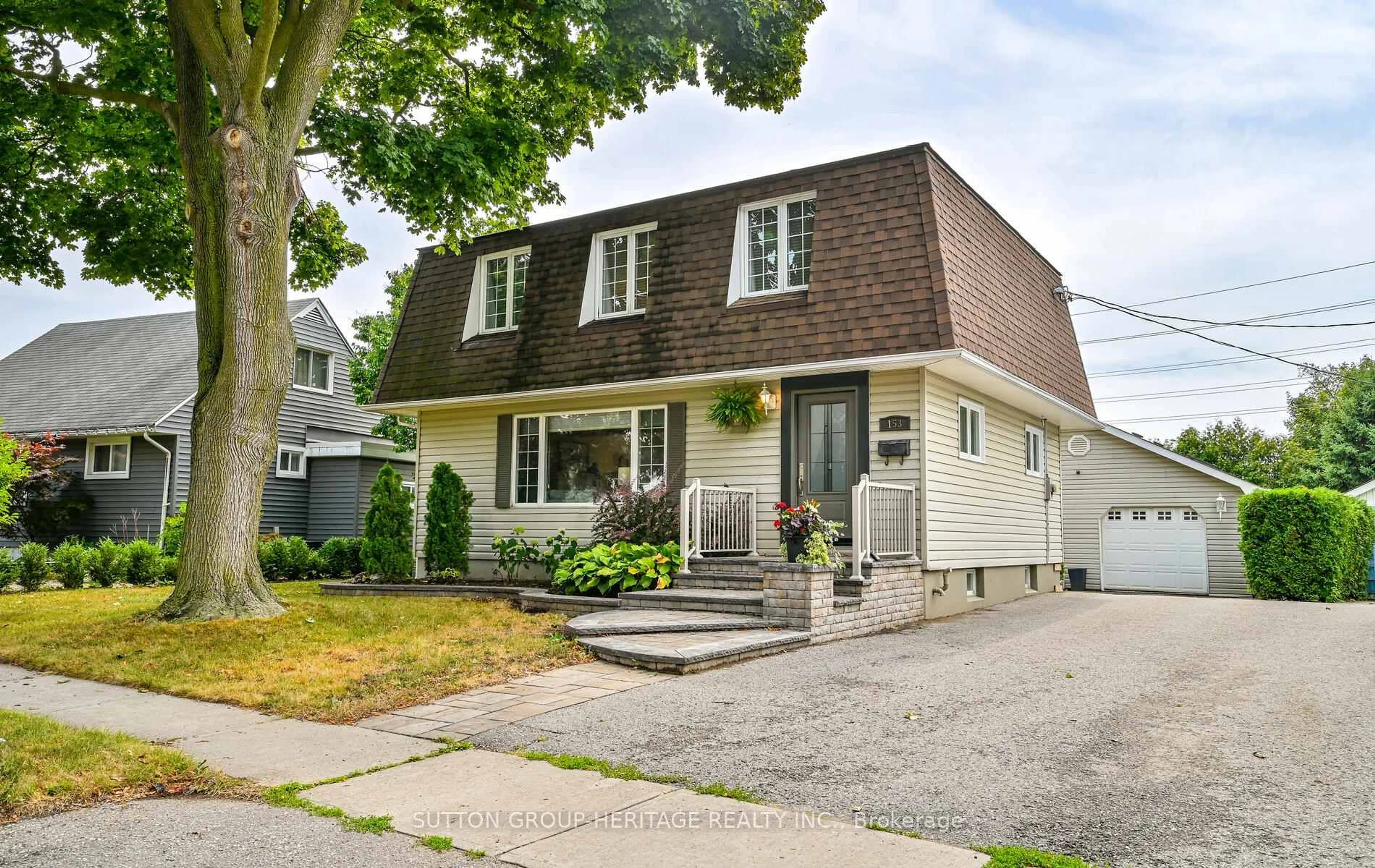 Home with vinyl exterior material, street for 153 Admiral Rd, Ajax Ontario L1S 2P2