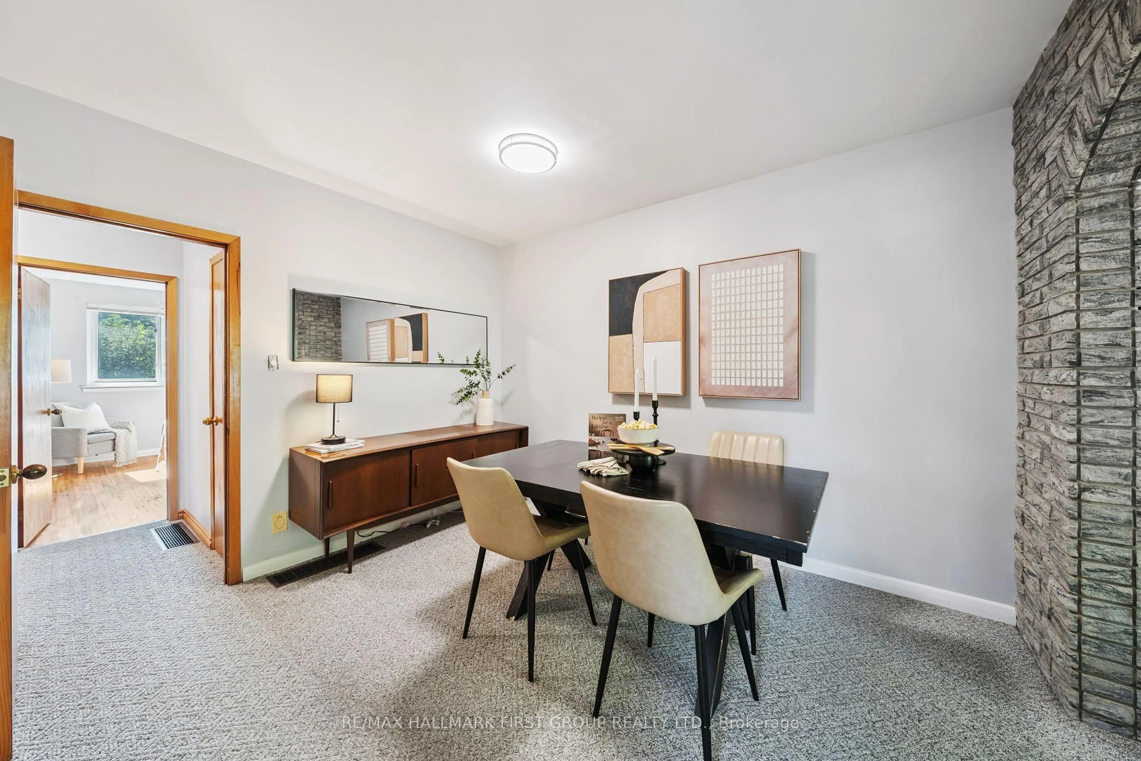 Dining room, unknown for 2 Thorncroft Cres, Ajax Ontario L1S 2S2