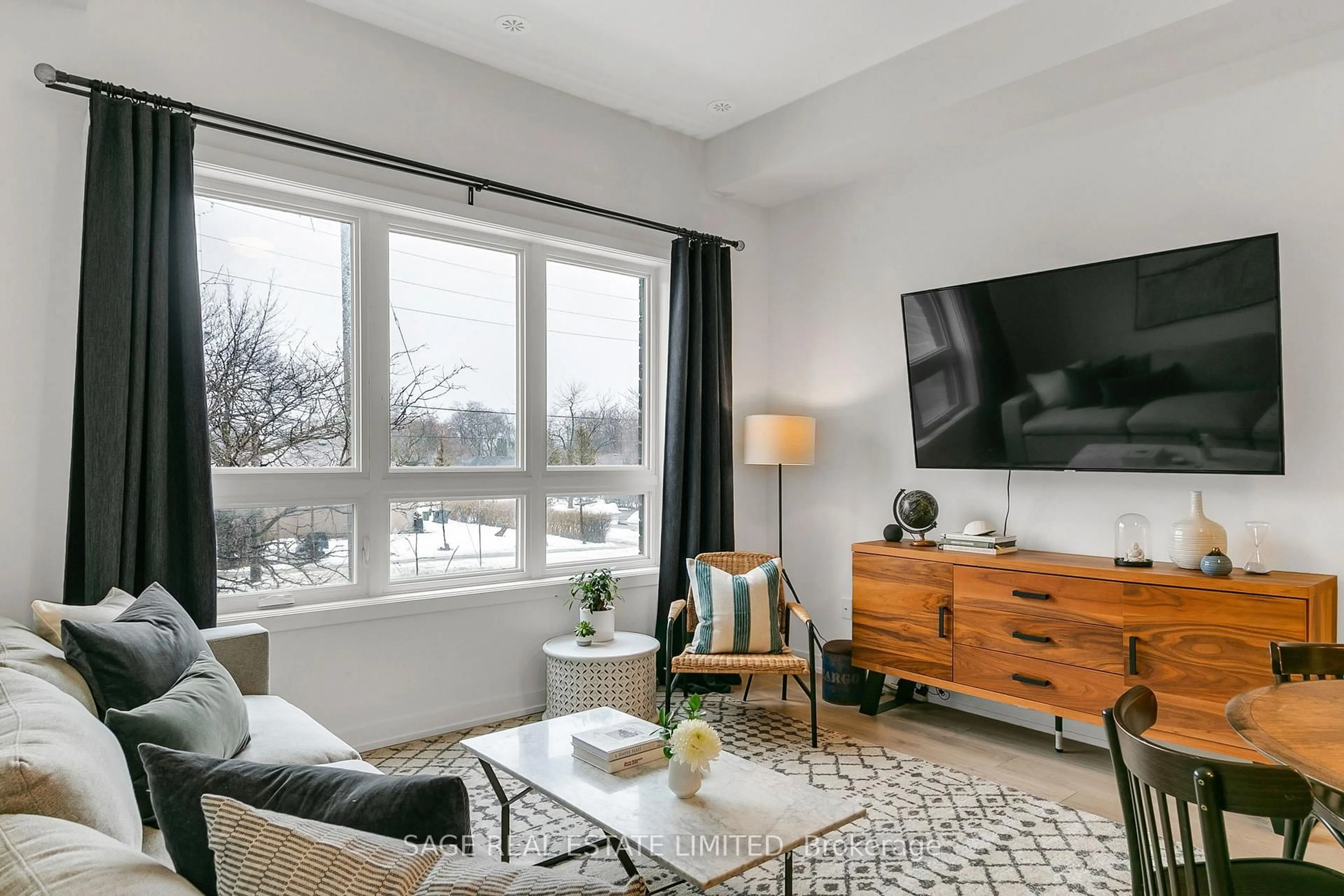 Living room with furniture, unknown for 3686 St Clair Ave #103, Toronto Ontario M1M 0E4