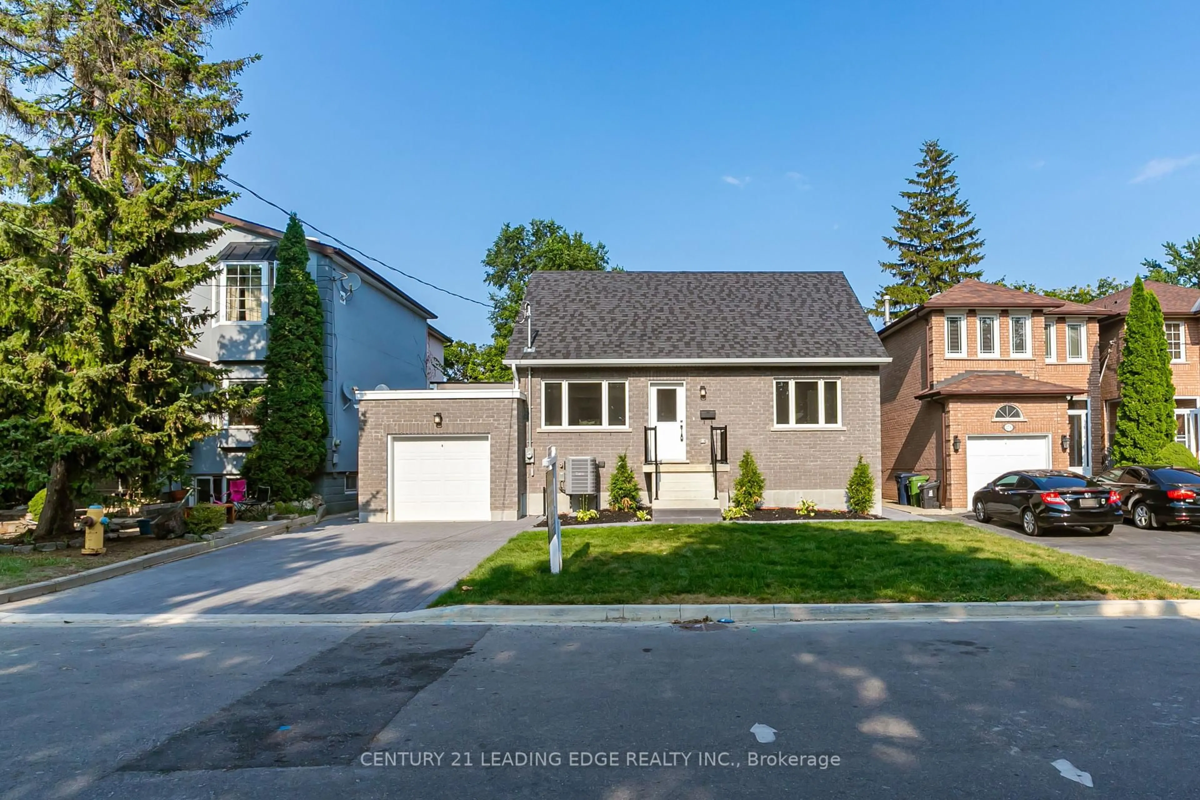 Home with brick exterior material, street for 29 NATAL Ave, Toronto Ontario M1N 3V3