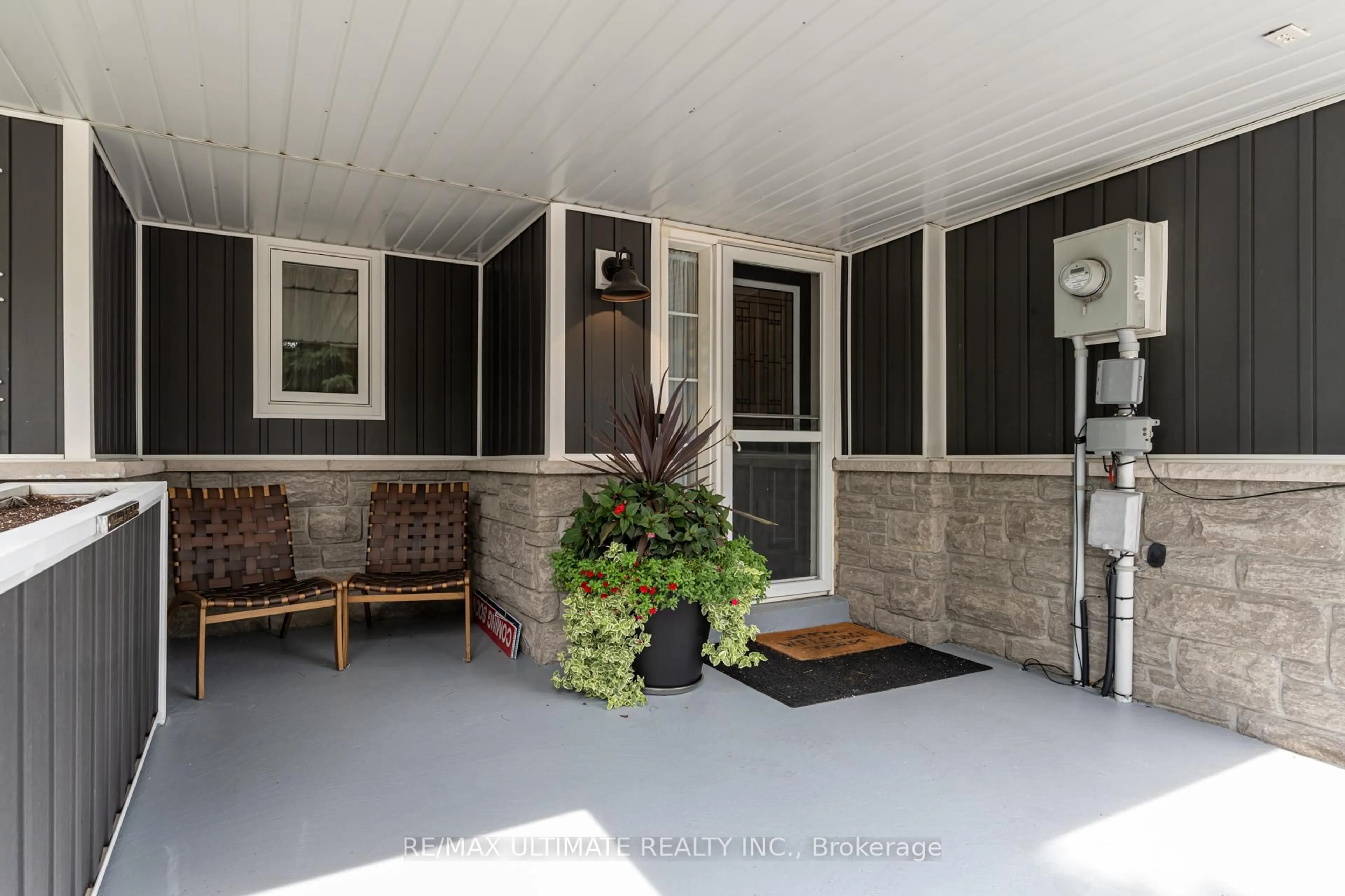 Unknown for 30 Primeau Ave, Whitby Ontario L1M 2B7