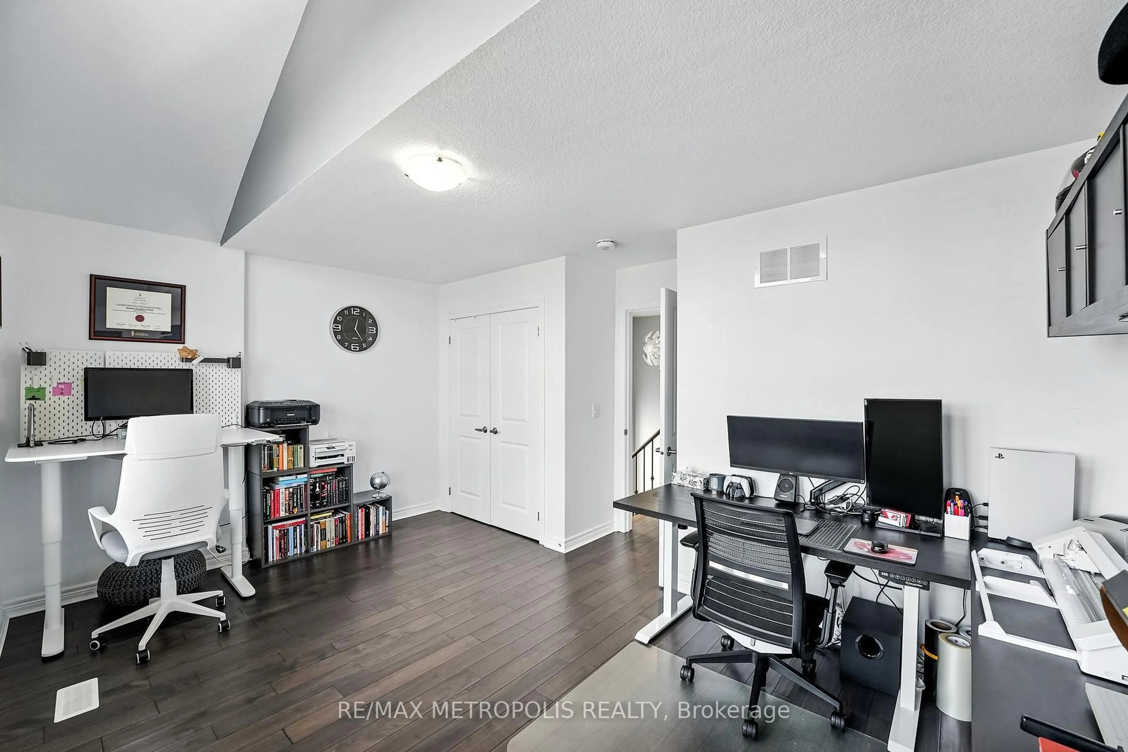 A pic of a room for 40 COTTON St, Clarington Ontario L1C 5H2