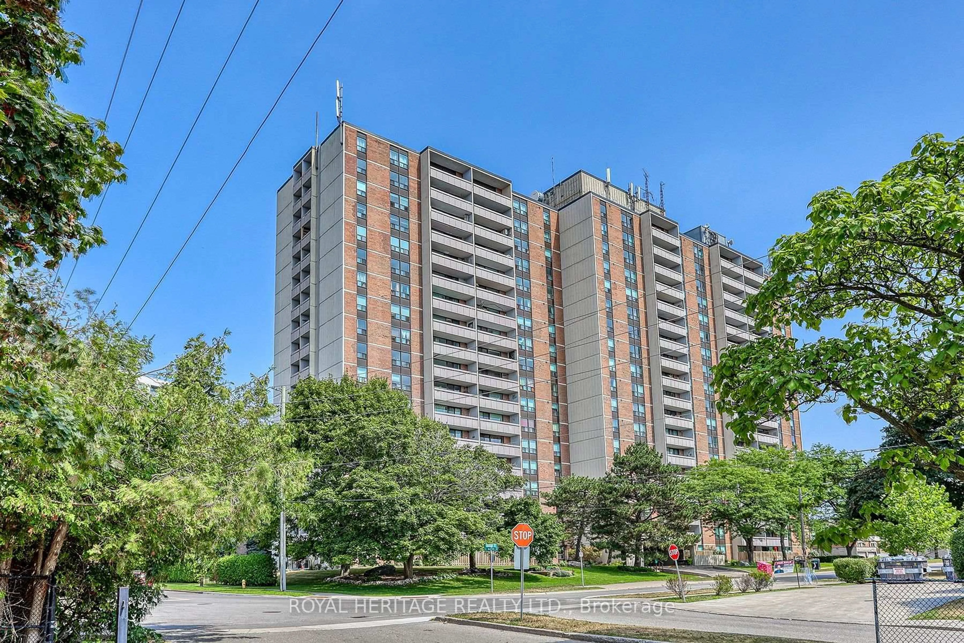Unknown for 1210 Radom St #610, Pickering Ontario L1W 2Z3