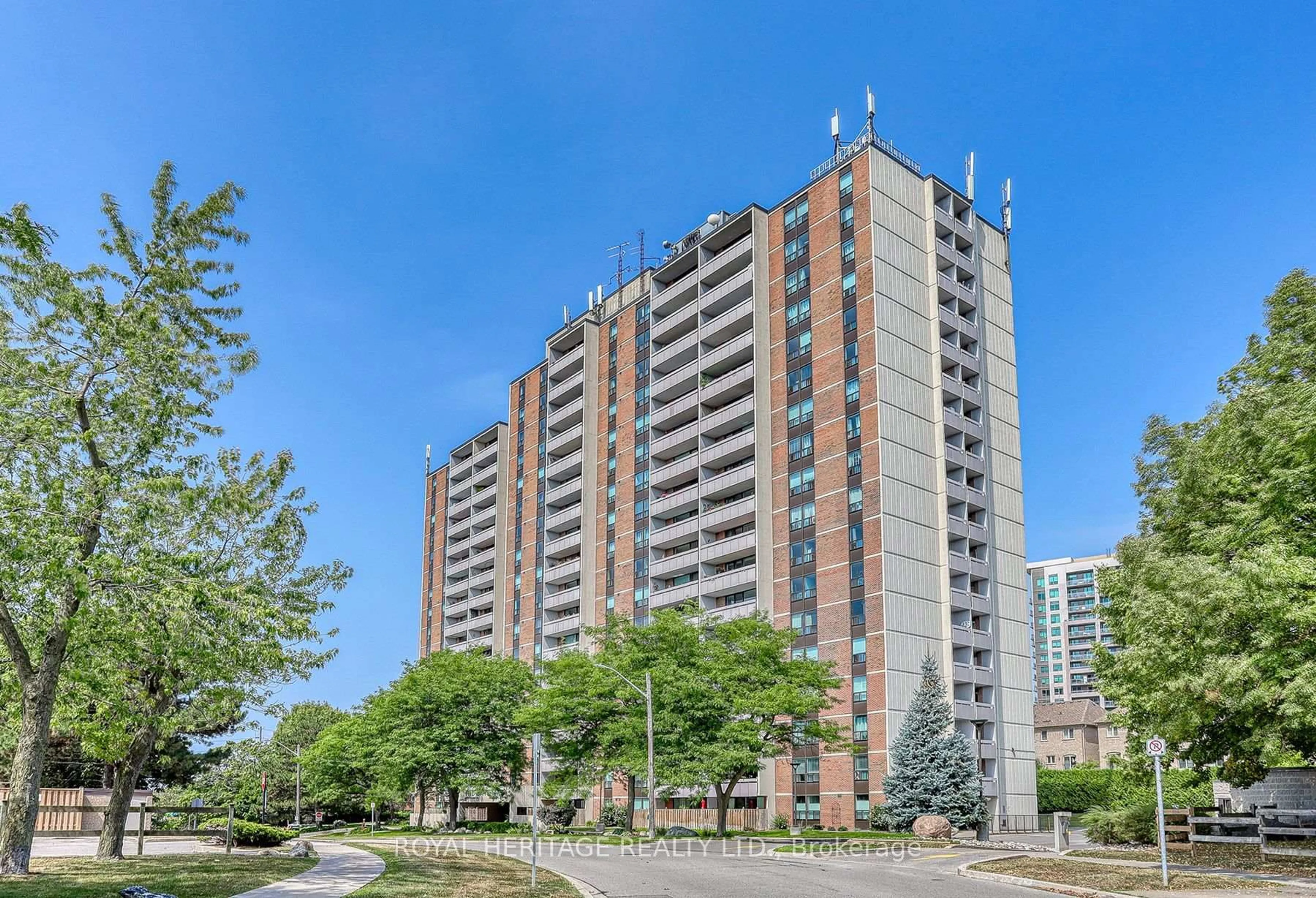 Unknown for 1210 Radom St #610, Pickering Ontario L1W 2Z3