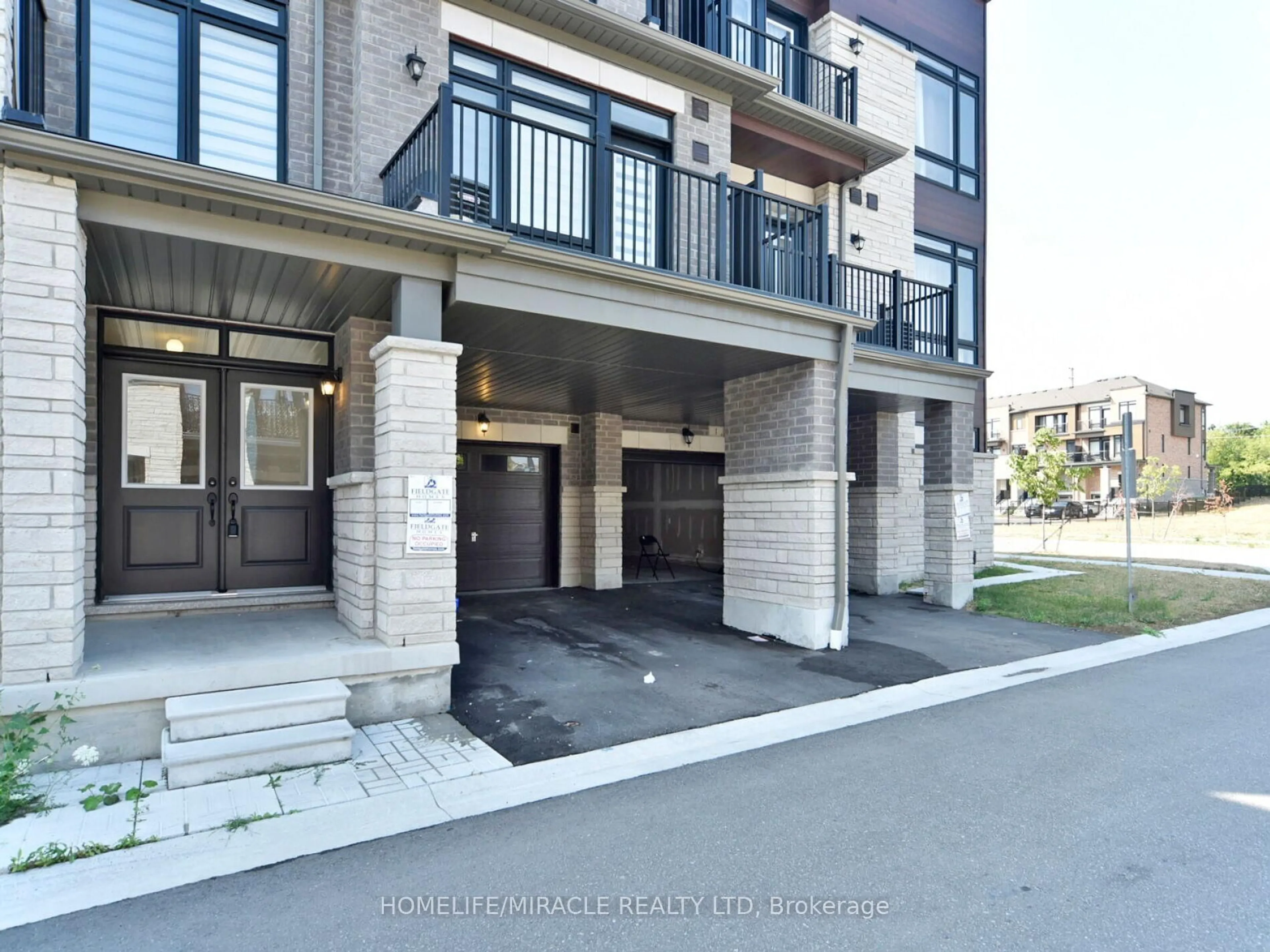 Indoor foyer for 3 Nimmo Lane, Ajax Ontario L1S 0H1