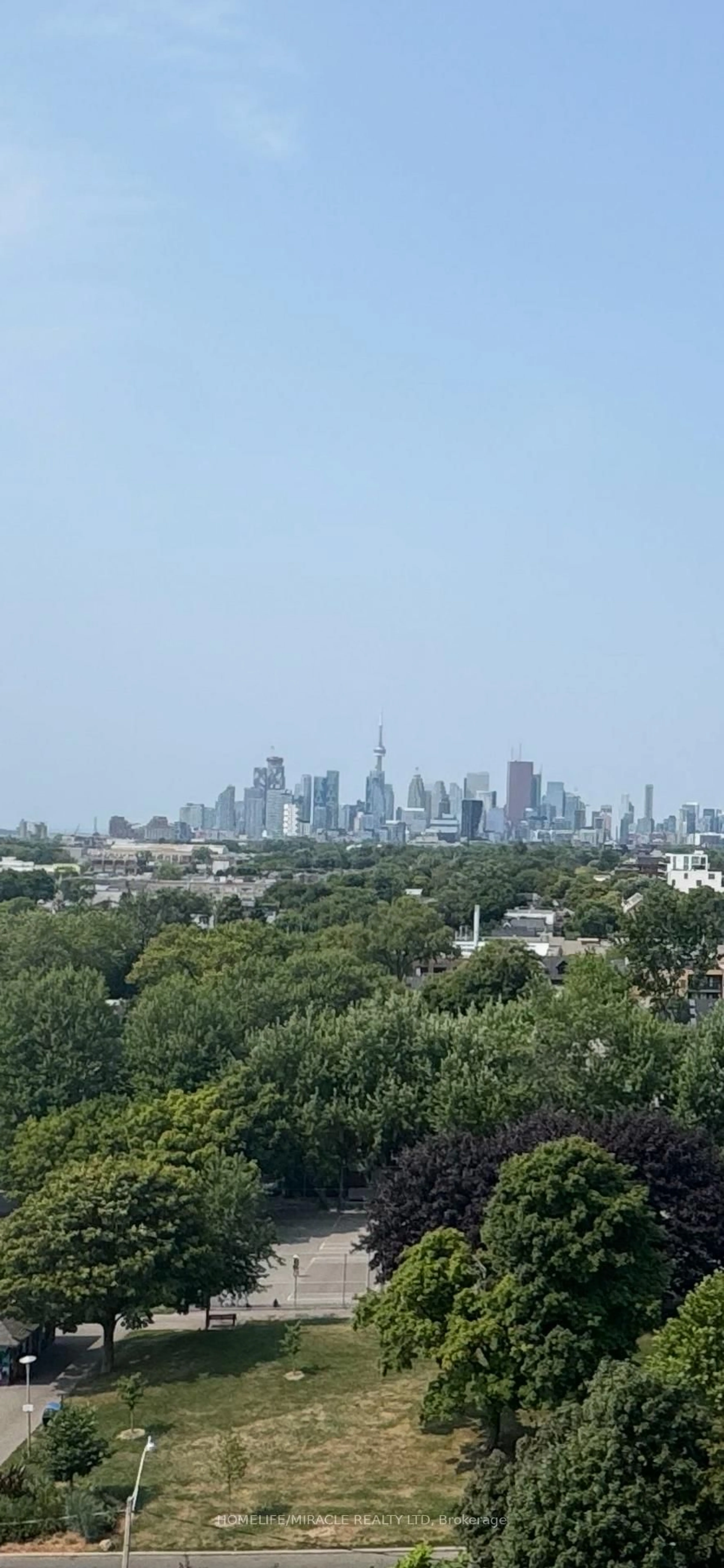 A pic of a room for 1050 Eastern Ave #1012, Toronto Ontario M4L 0B7