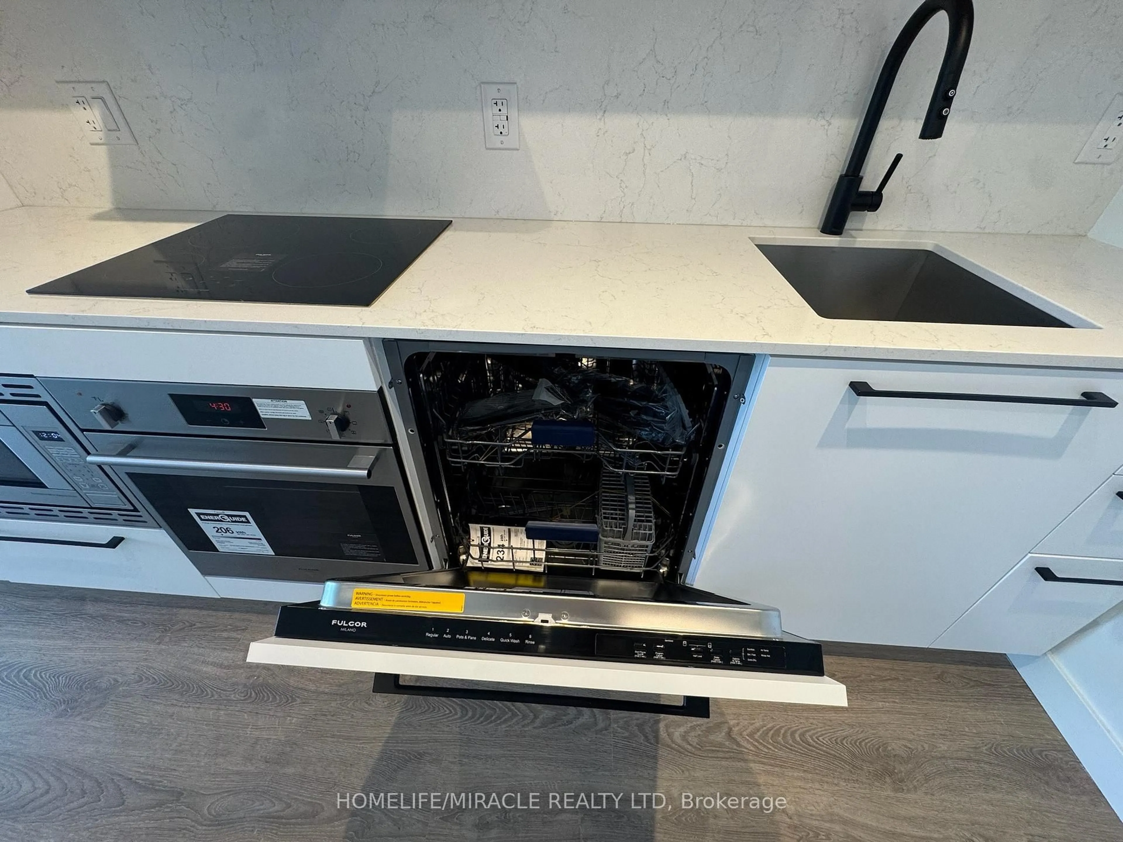 Standard kitchen, unknown for 1050 Eastern Ave #1012, Toronto Ontario M4L 0B7