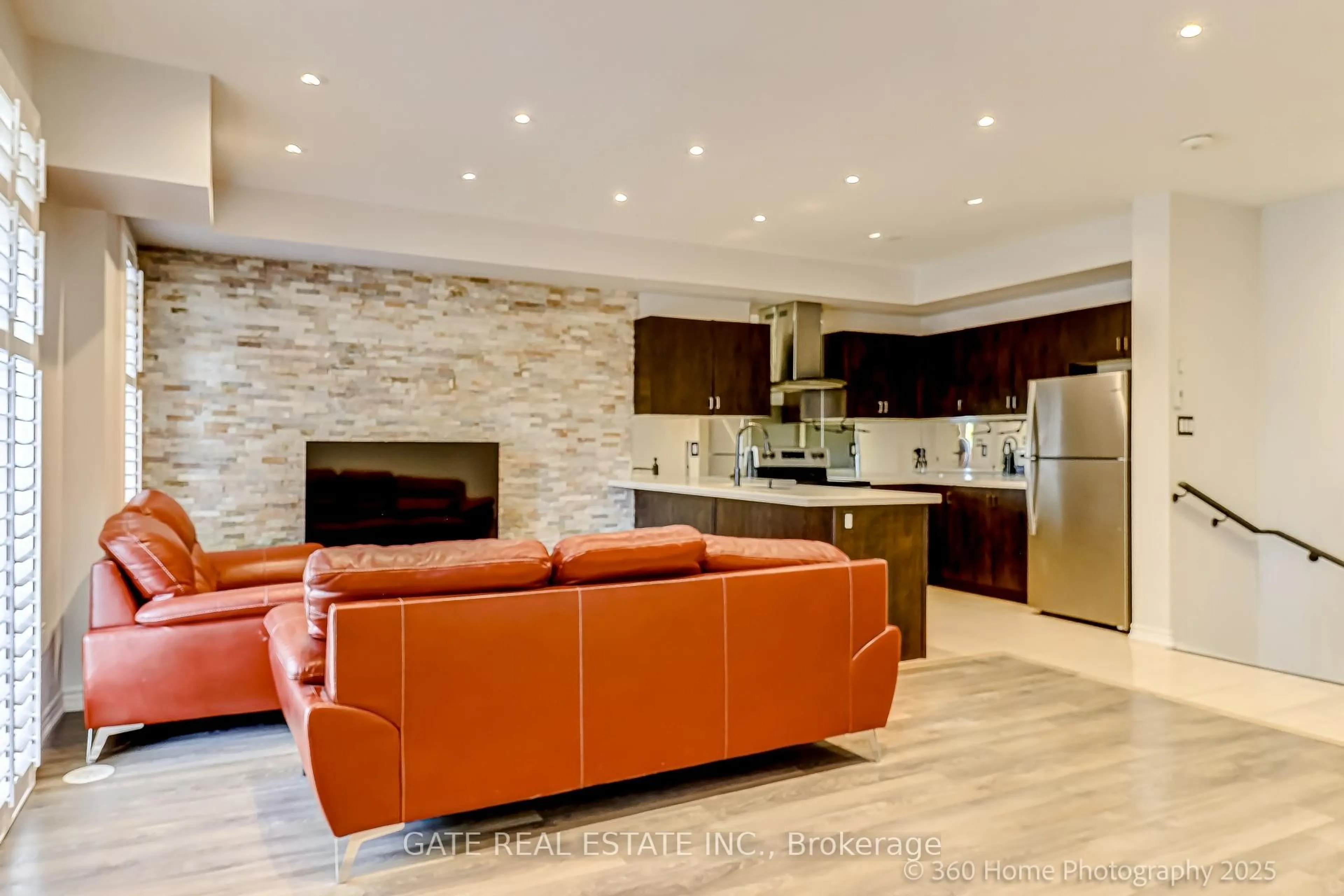 Open concept kitchen, unknown for 1757 Rex Heath Dr, Pickering Ontario L1X 0E4