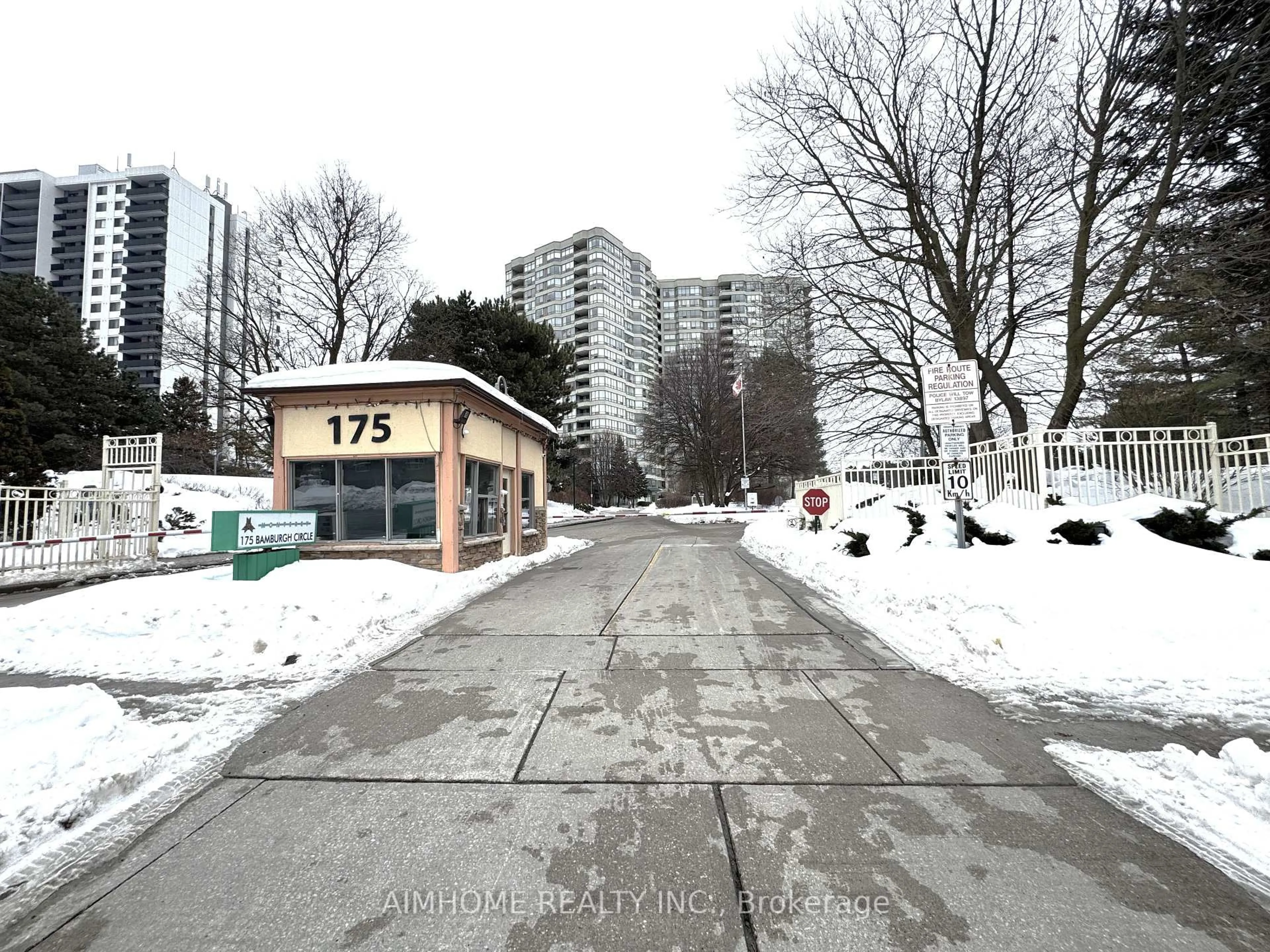 Blurry image for 175 Bamburgh Circ #404, Toronto Ontario M1W 3X8