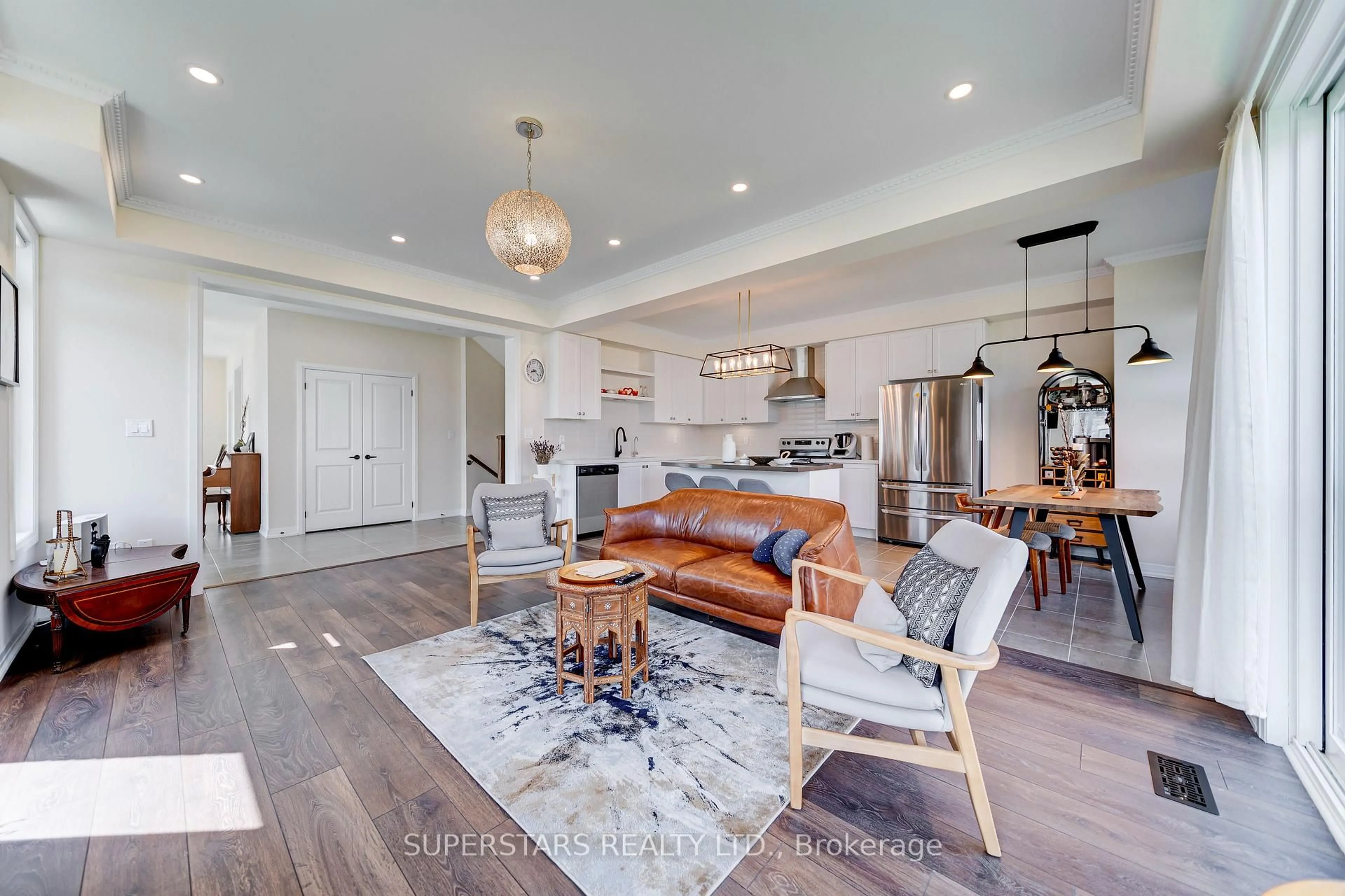 Open concept kitchen, unknown for 114 Armilia Pl, Whitby Ontario L1P 0P7