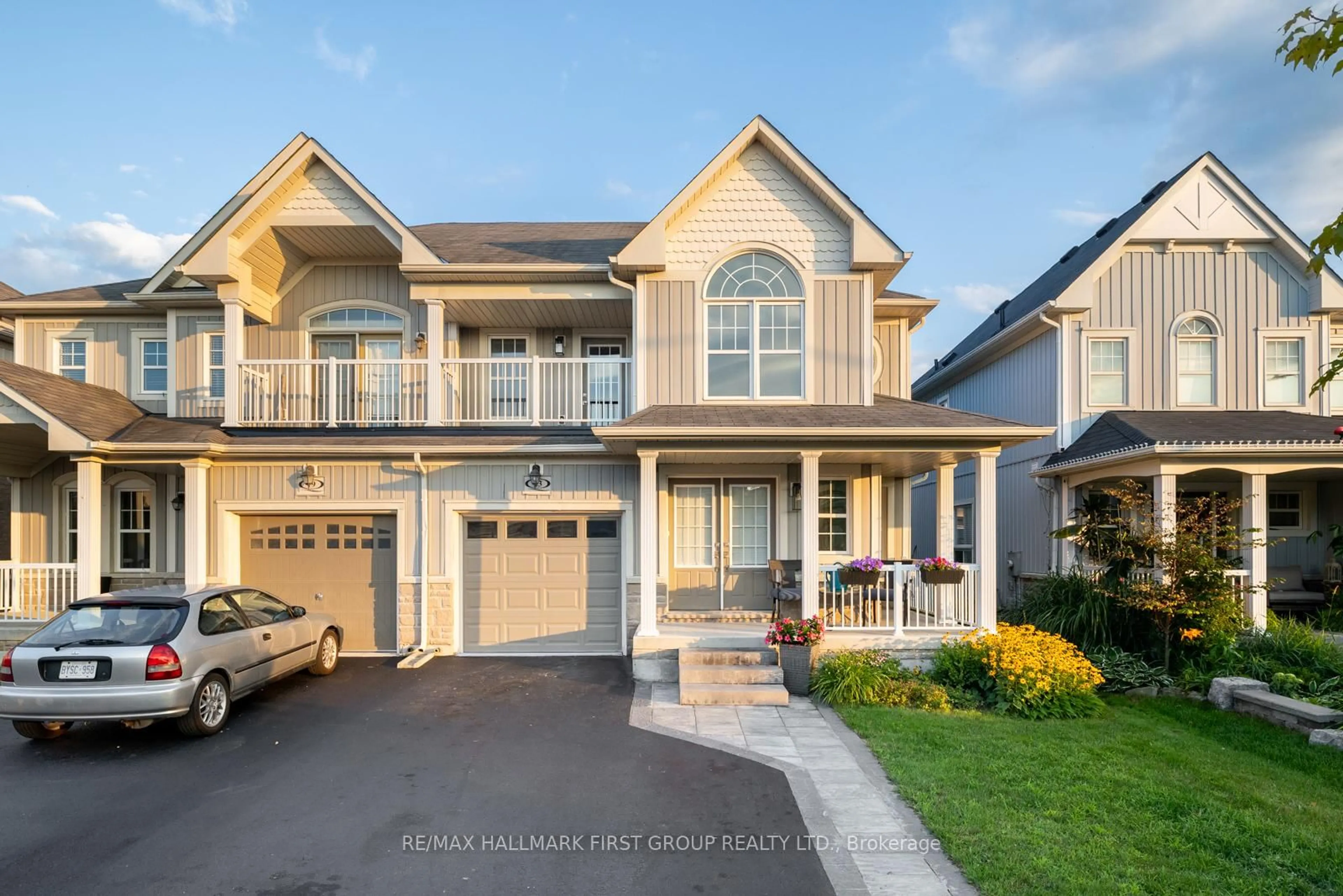 Home with vinyl exterior material, street for 23 Sidney Rundle Ave, Clarington Ontario L1C 0P1